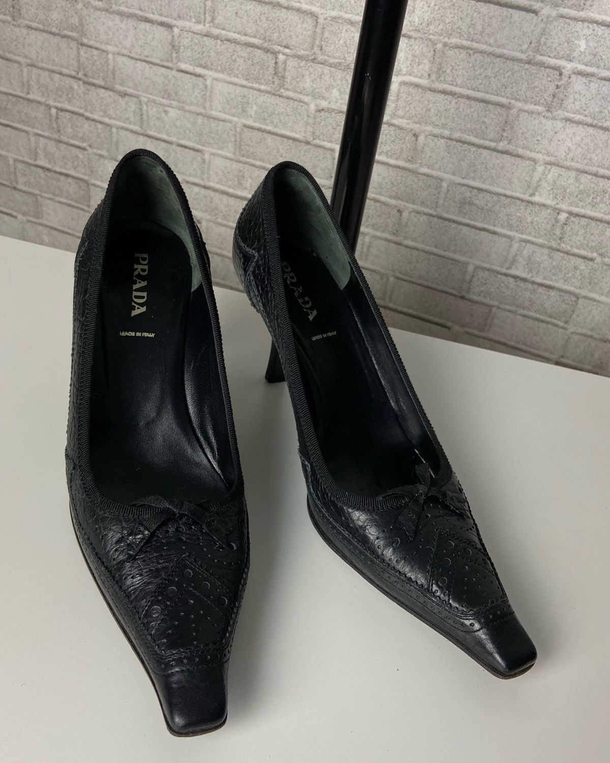 Prada prada vintage leather heels Size US 9.5 / IT 39.5 - 2 Thumbnail
