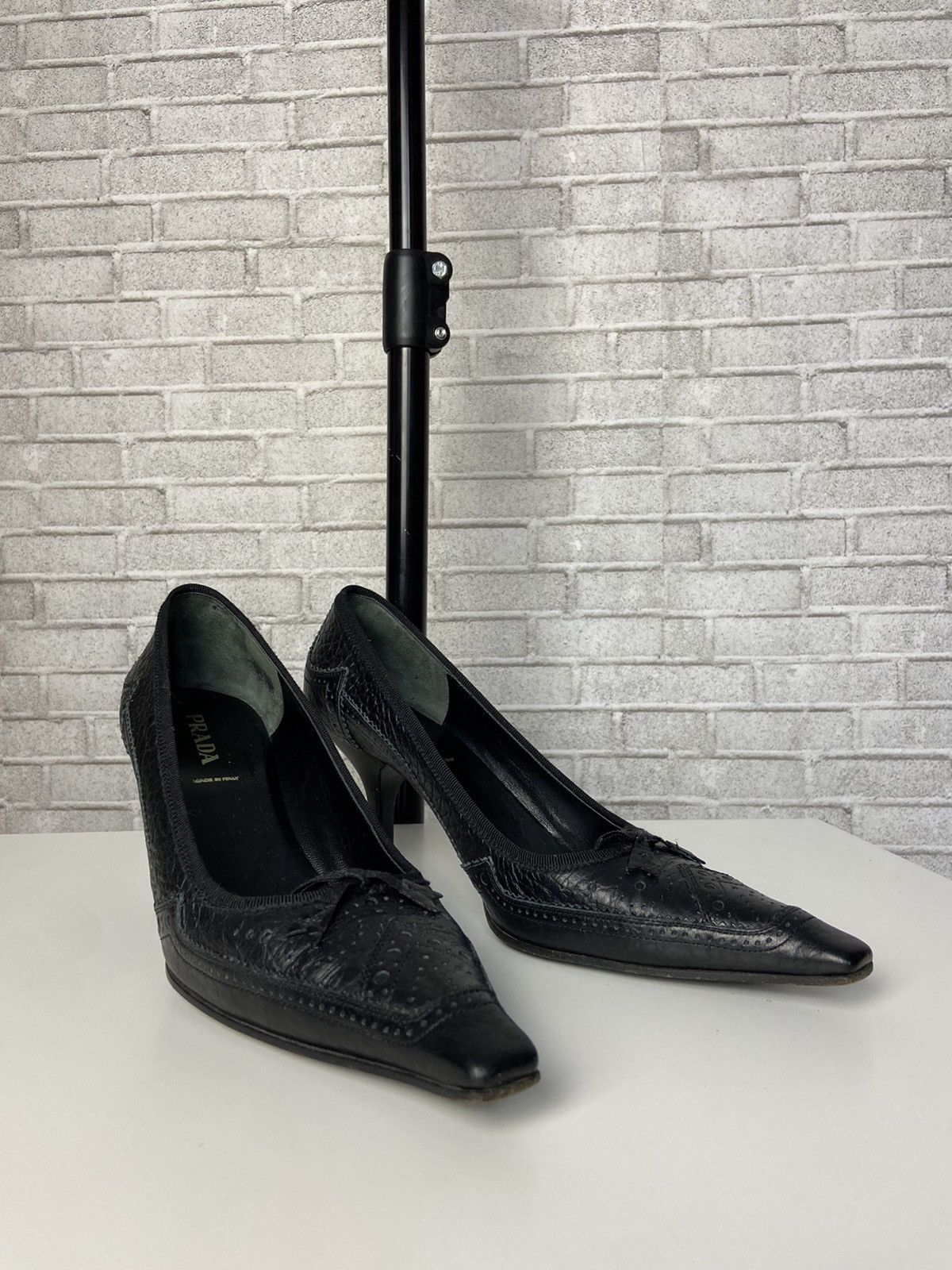 Prada prada vintage leather heels Size US 9.5 / IT 39.5 - 7 Thumbnail