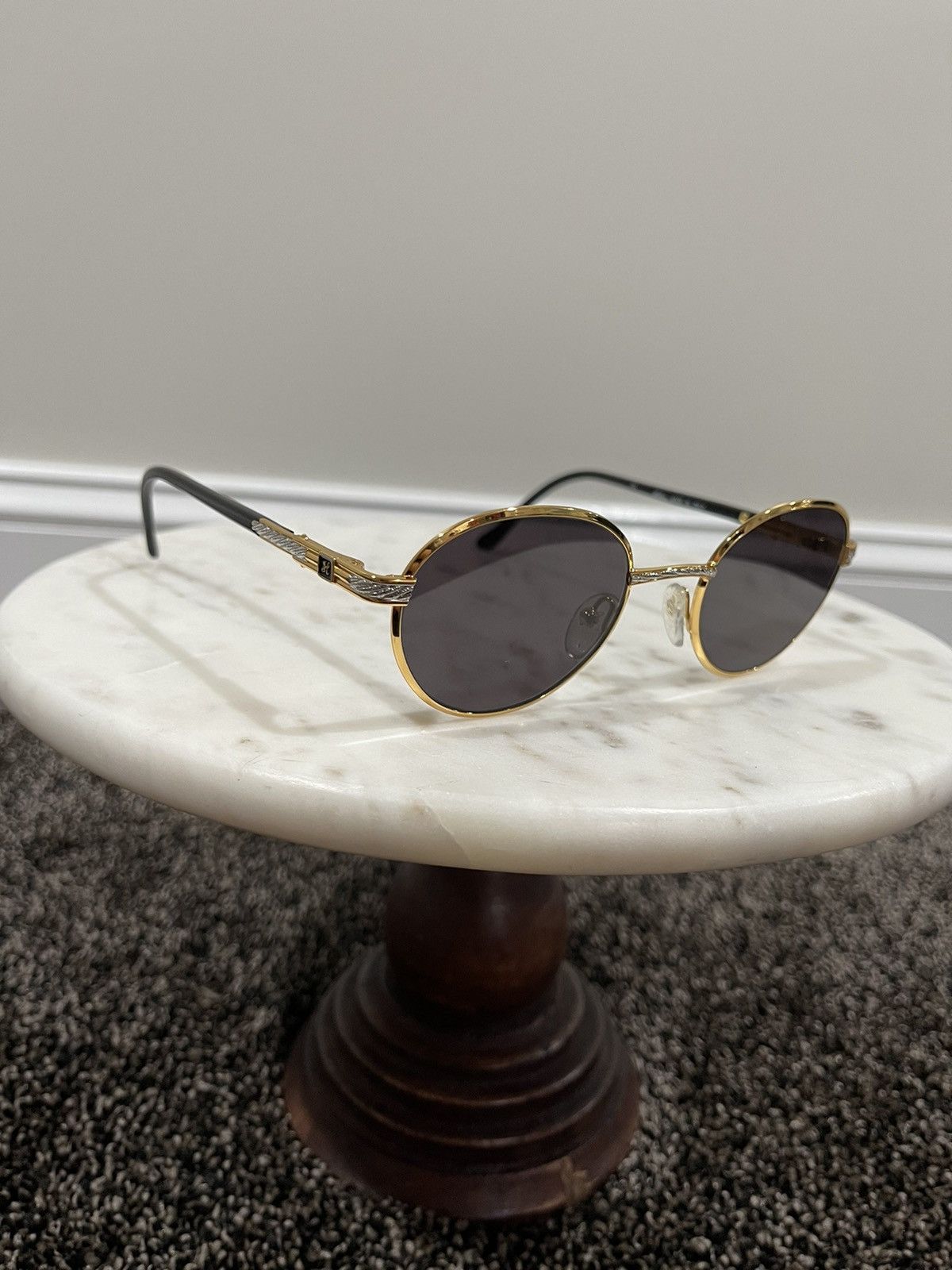 image of Hilton Exclusive x Vintage Hilton 24Kt Gold Round Sunglasses - Zero Base / Black/gold, Men's