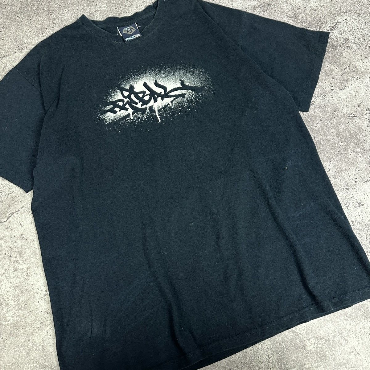 Tribal Streetwear Vintage 90s Tribal USA streetwear Graffiti tee y2k OG faded Size US XL / EU 56 / 4 - 4 Thumbnail