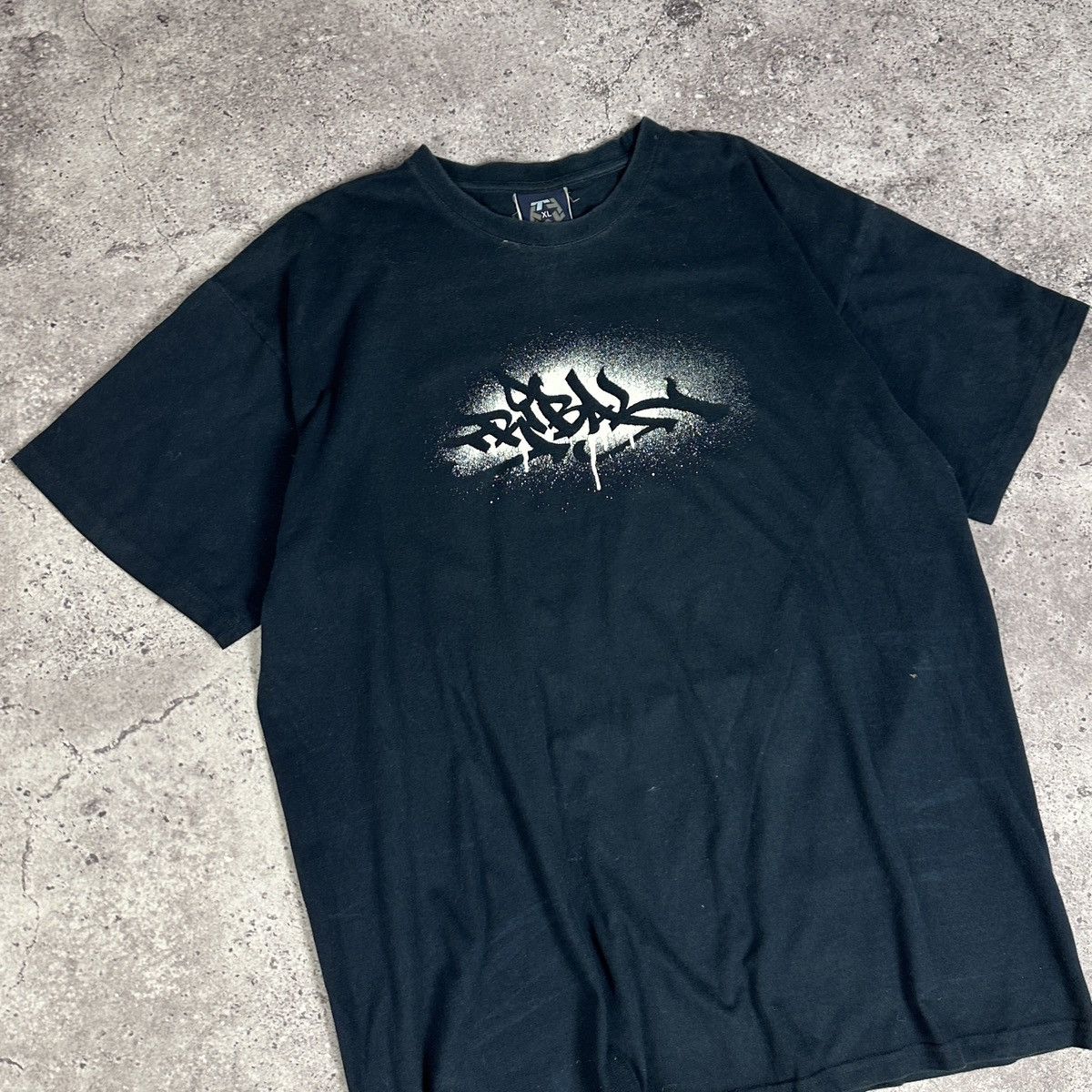 Tribal Streetwear Vintage 90s Tribal USA streetwear Graffiti tee y2k OG faded Size US XL / EU 56 / 4 - 3 Thumbnail