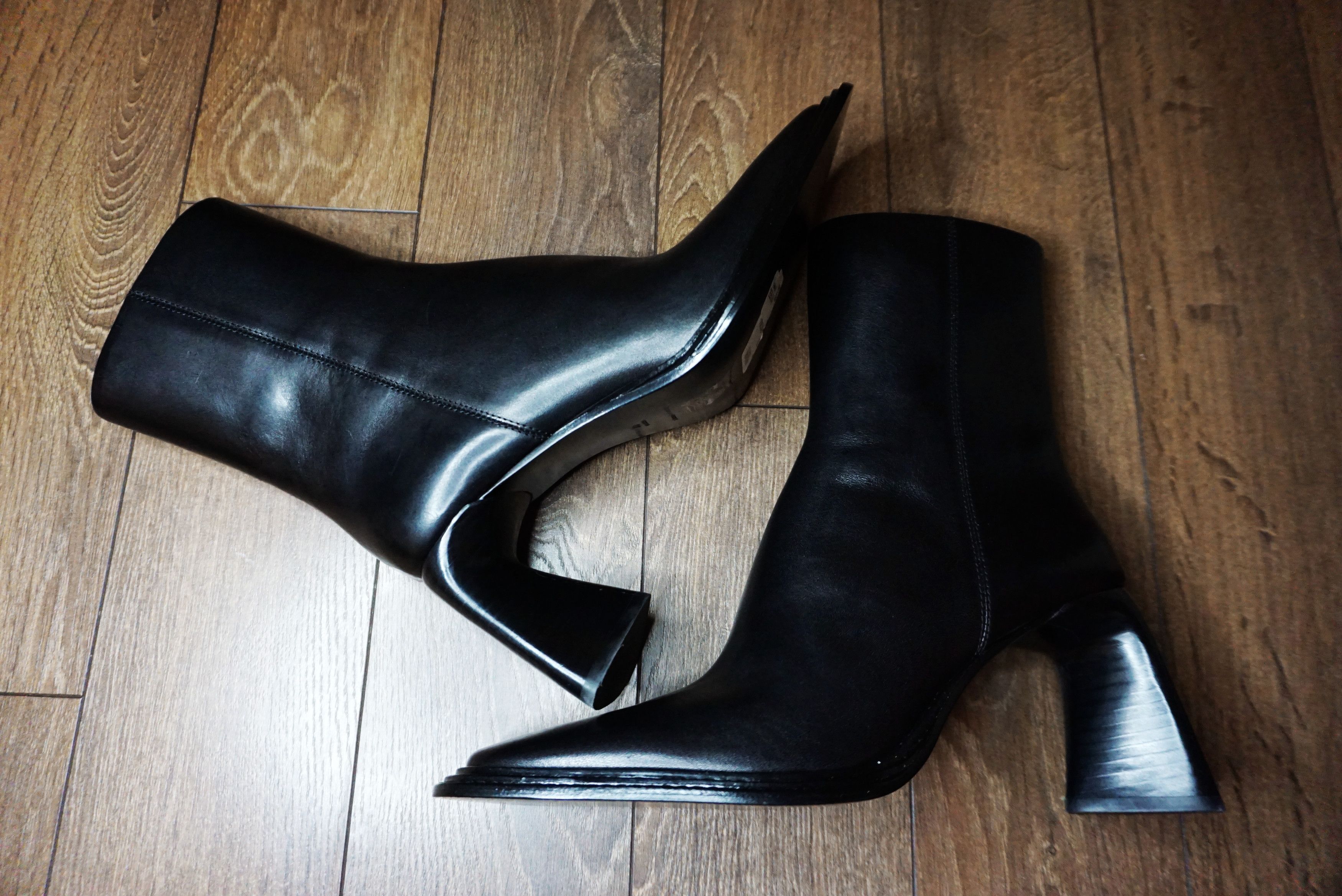 Alexander Wang BNWT AW22 ALEXANDER WANG BOOKER 85 ANKLE BOOT 39.5 Size US 9.5 / IT 39.5 - 3 Thumbnail