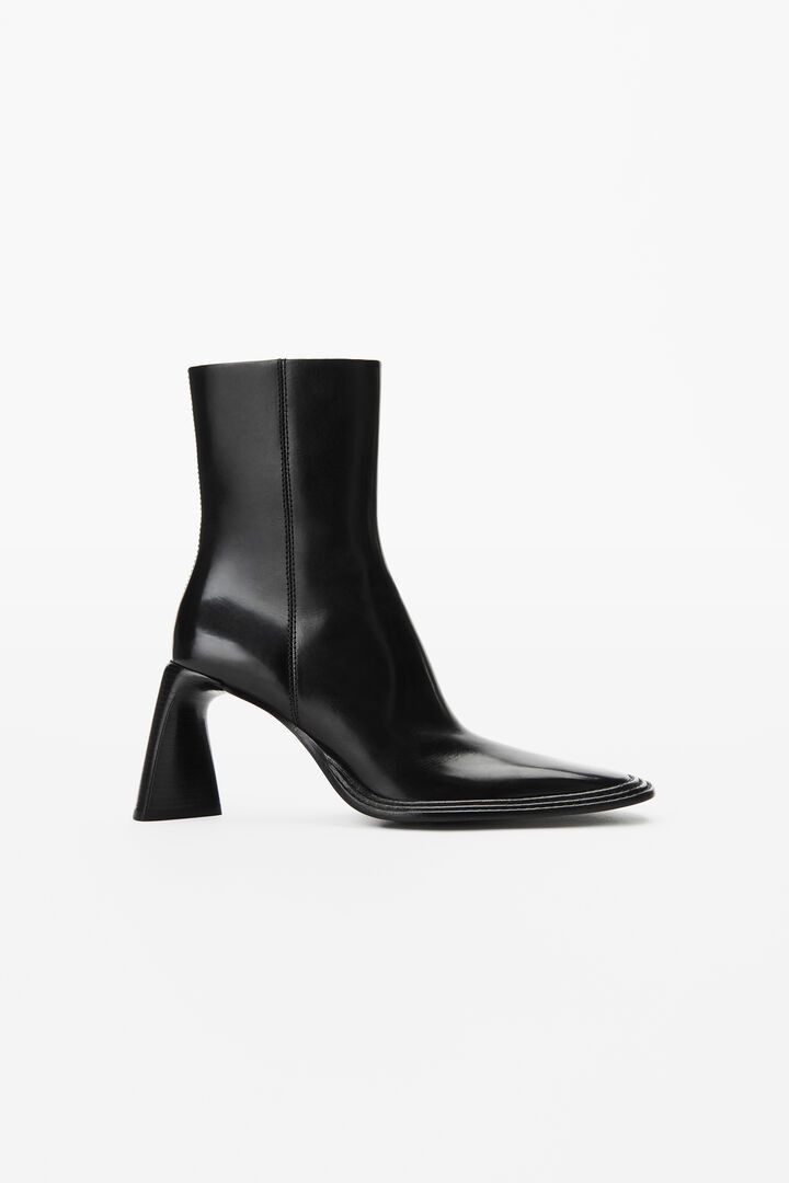 Alexander Wang BNWT AW22 ALEXANDER WANG BOOKER 85 ANKLE BOOT 39.5 Size US 9.5 / IT 39.5 - 1 Thumbnail