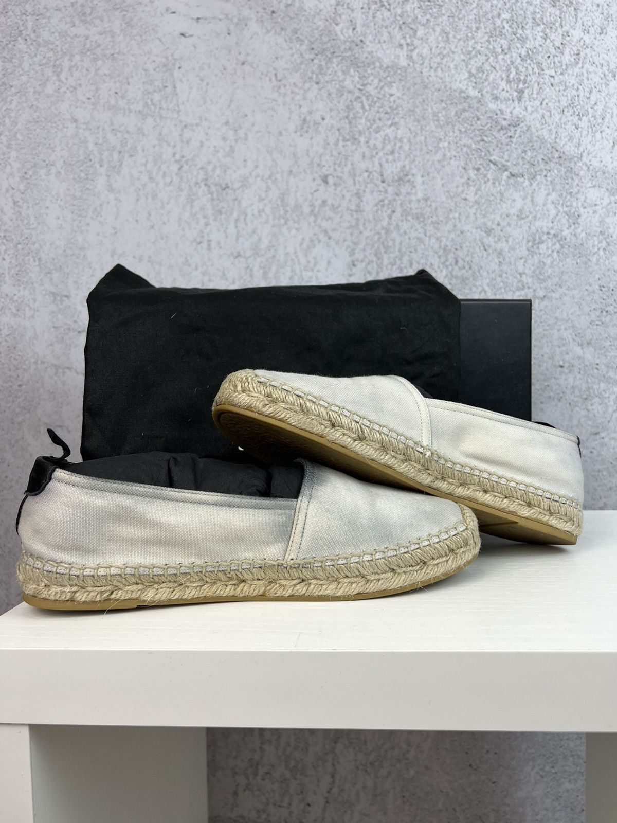 Saint Laurent Paris Saint Laurent Paris Espadrilles slip on shoes Size US 5 / IT 35 - 14 Thumbnail