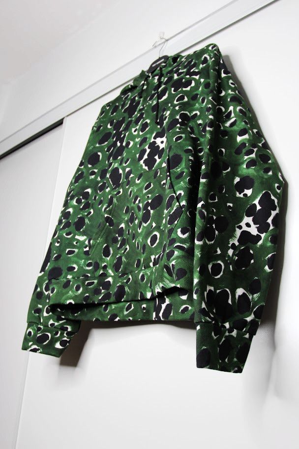 Marni BNWT AW22 MARNI GREEN DOT HOODIE 50 Size US M / EU 48-50 / 2 - 5 Thumbnail