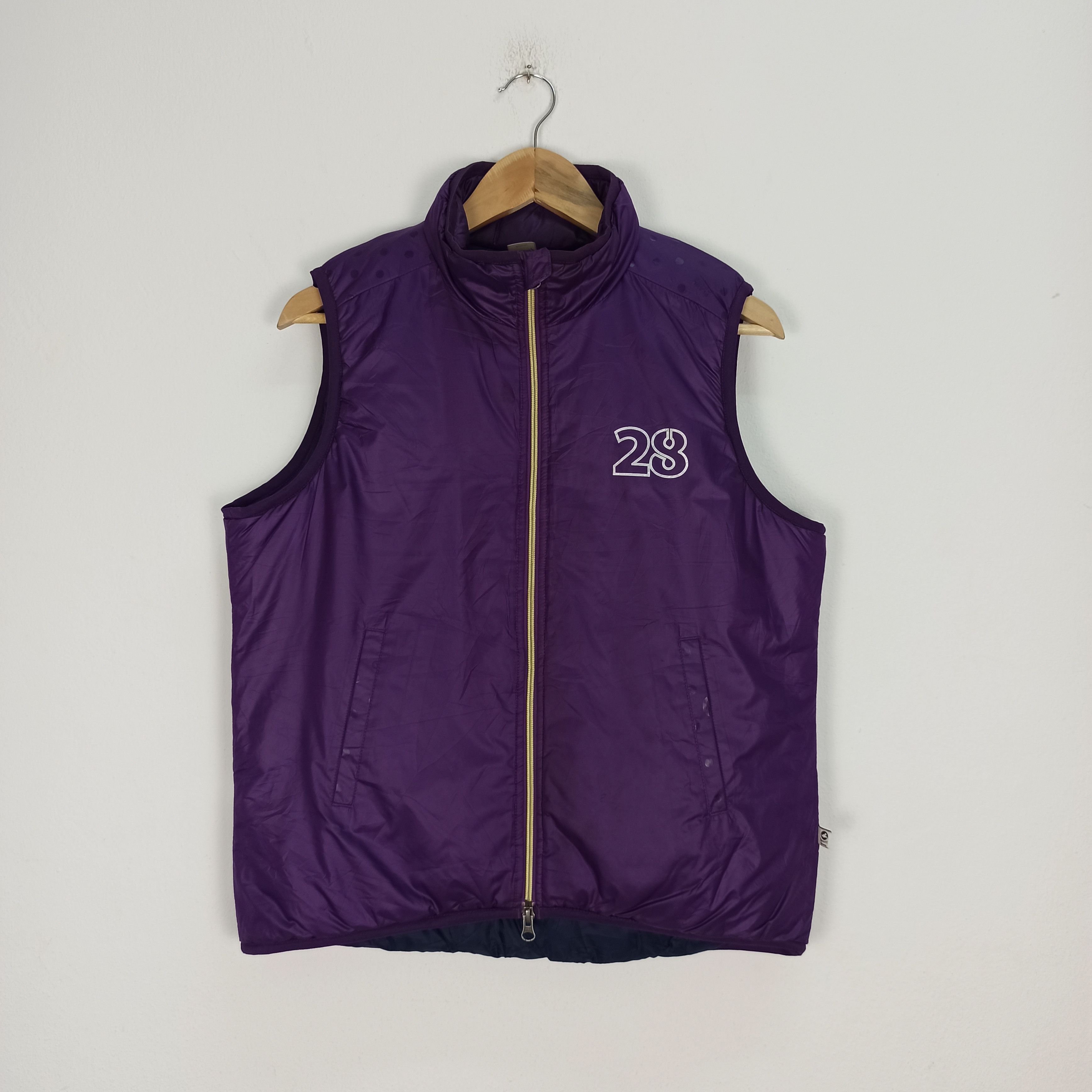 Disney 🔥Rare🔥 Puffer Jacket Vest Disney Mickey Sports Size US M / EU 48-50 / 2 - 6 Thumbnail