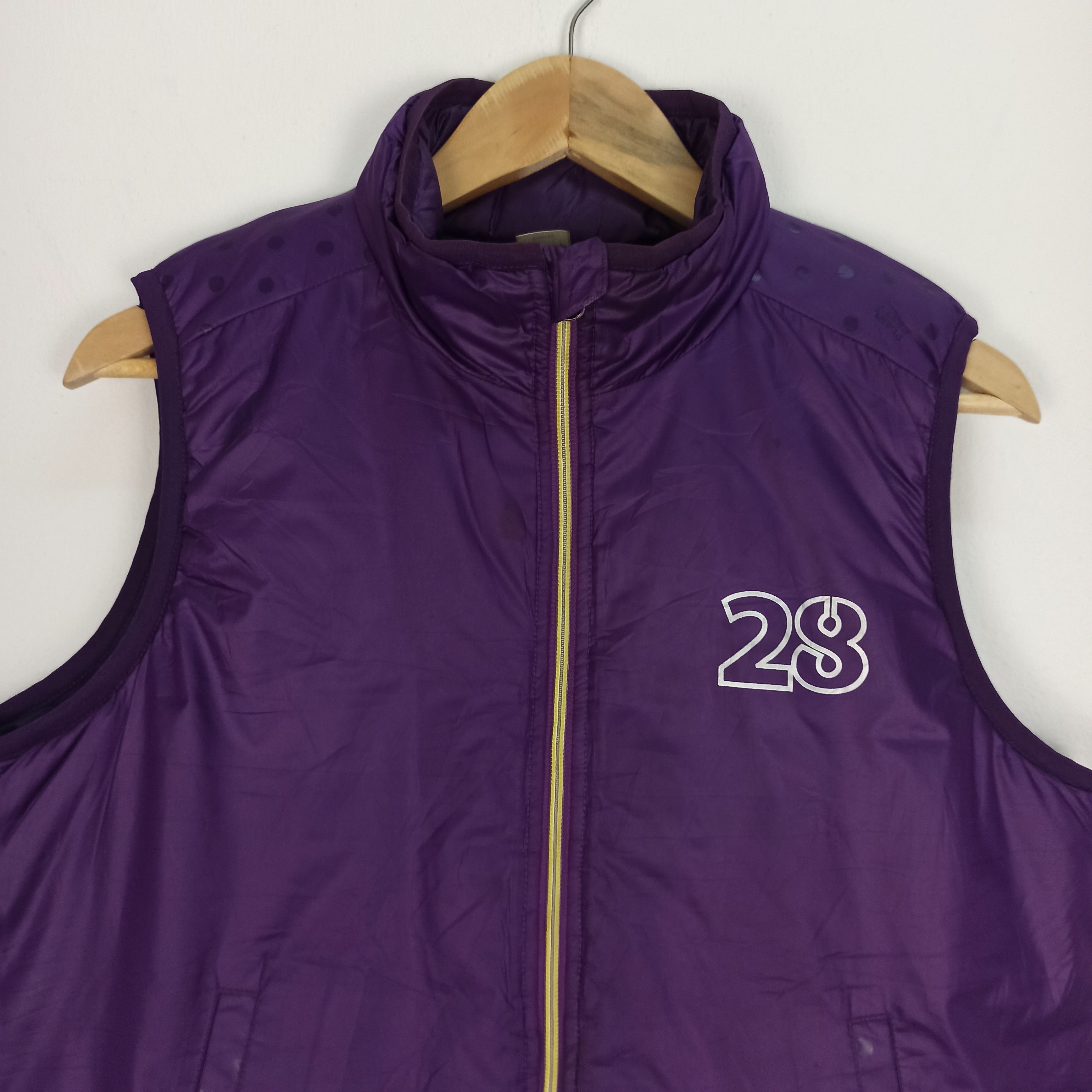 Disney 🔥Rare🔥 Puffer Jacket Vest Disney Mickey Sports Size US M / EU 48-50 / 2 - 7 Thumbnail