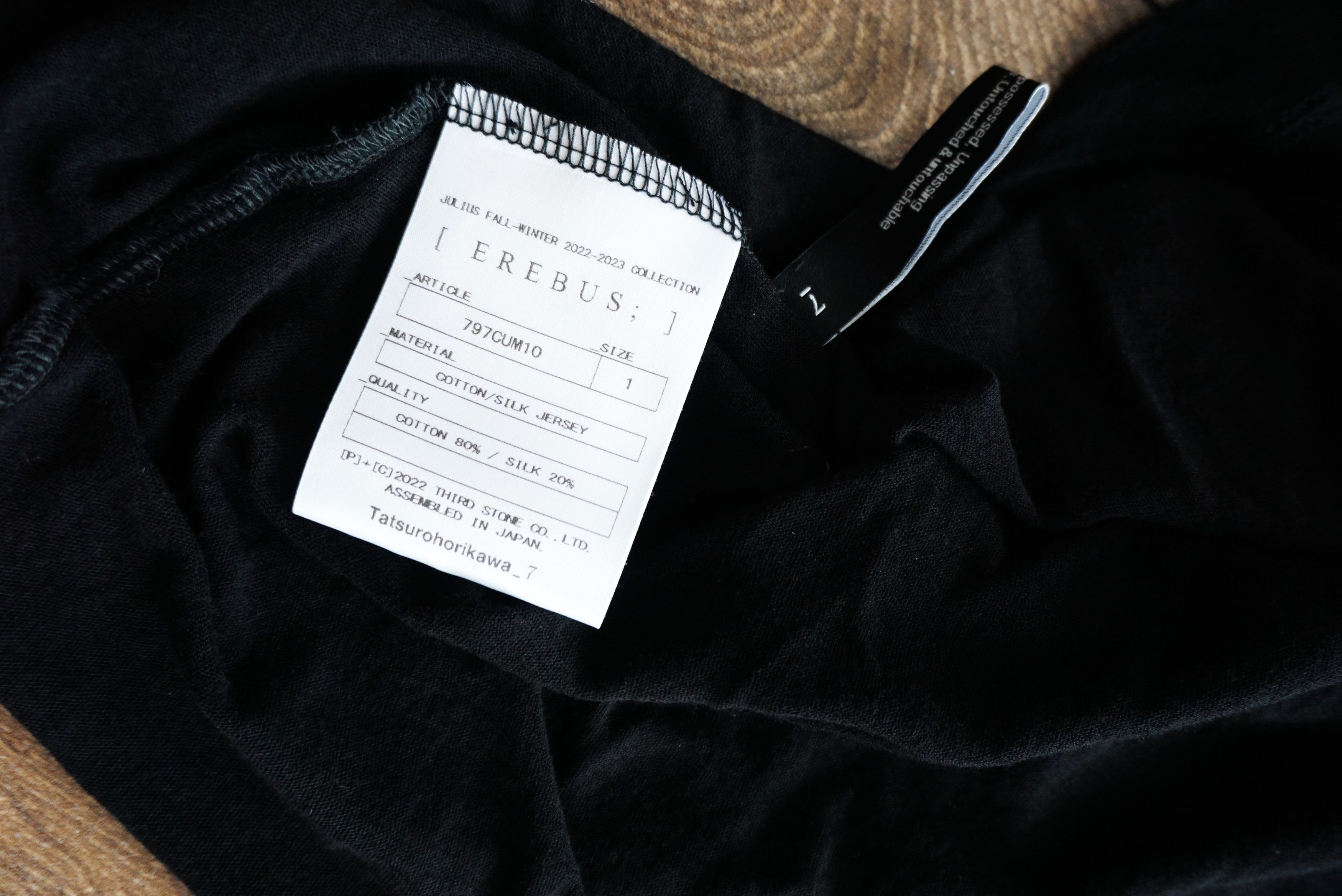 Julius BNWT AW22 JULIUS "EREBUS" SILKY JERSEY LONG SLEEVE TSHIRT 1 Size US S / EU 44-46 / 1 - 9 Thumbnail