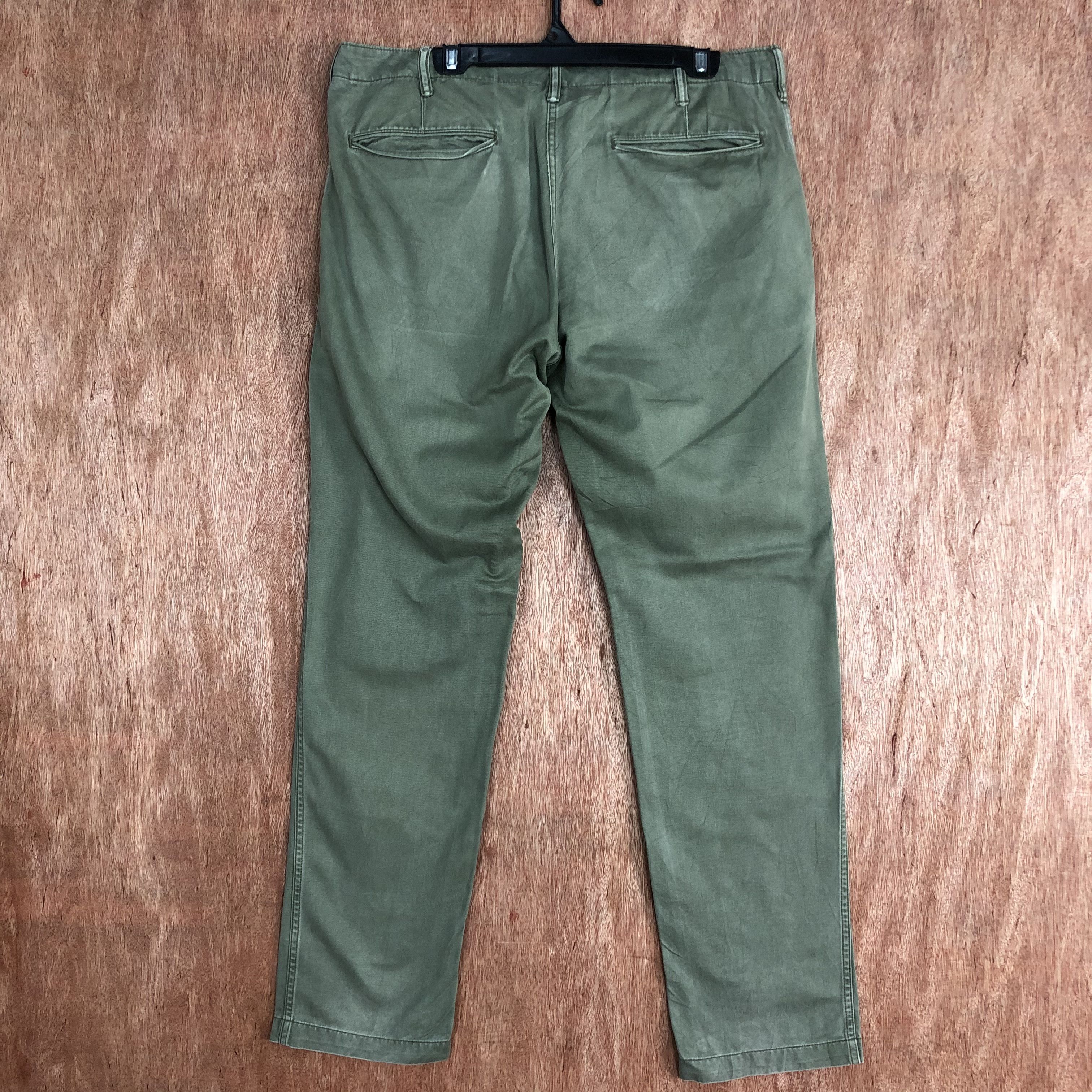 Japanese Brand × Uniqlo UNIQLO Vintage 90s Green Faded Casual Trouser Slack Pant Size US 35 - 4 Thumbnail