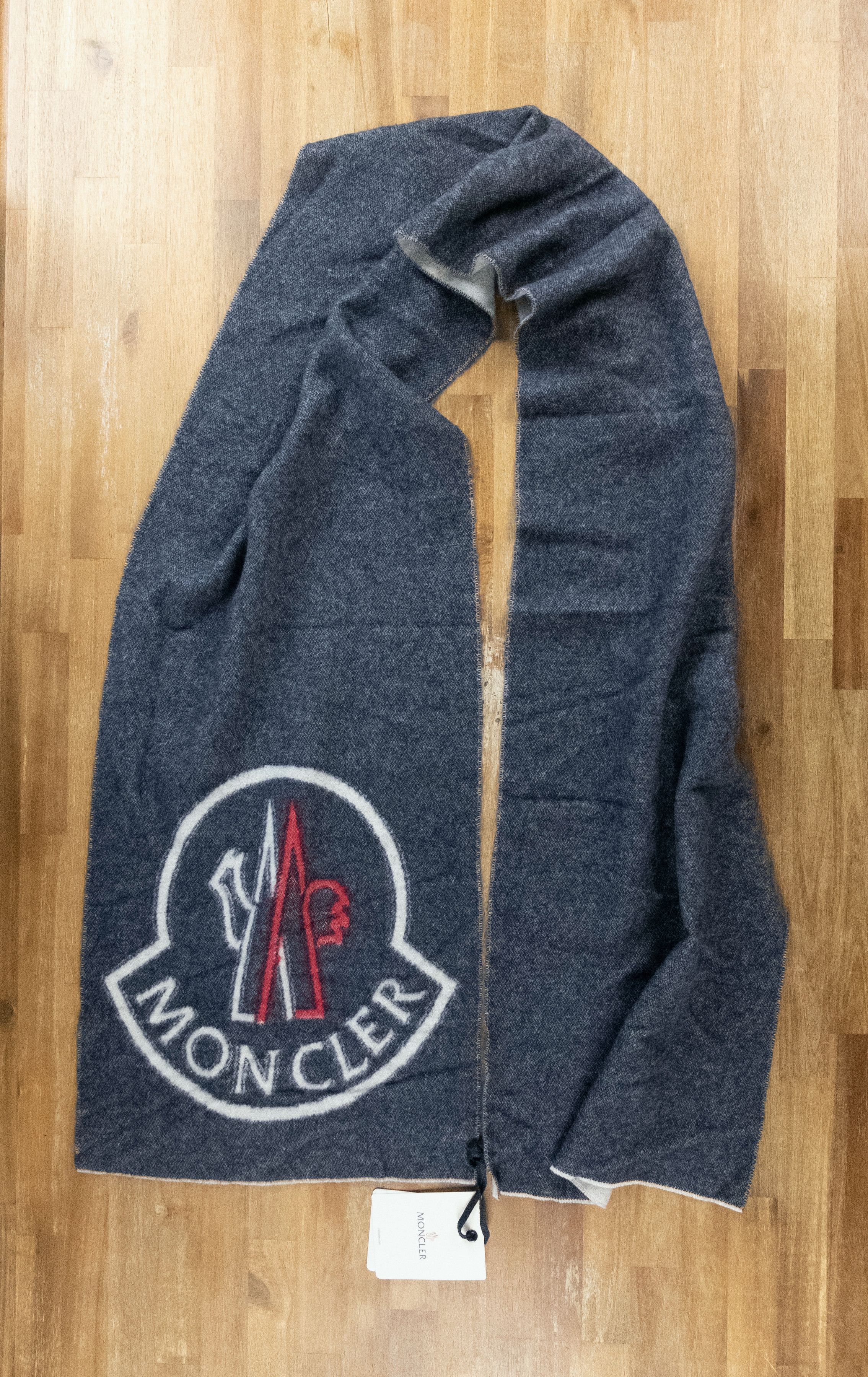Moncler MONCLER rooster logo print gray blue wool scarf NWT Size ONE SIZE - 1 Thumbnail