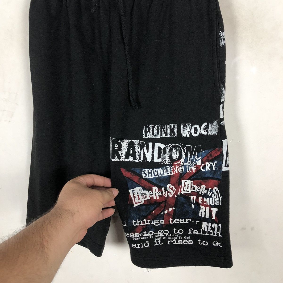 Japanese Brand SHORT PANTS PUNK ROCK RANDOM INSPIRED BY SEXY DYNAMITE Size US 30 / EU 46 - 3 Thumbnail