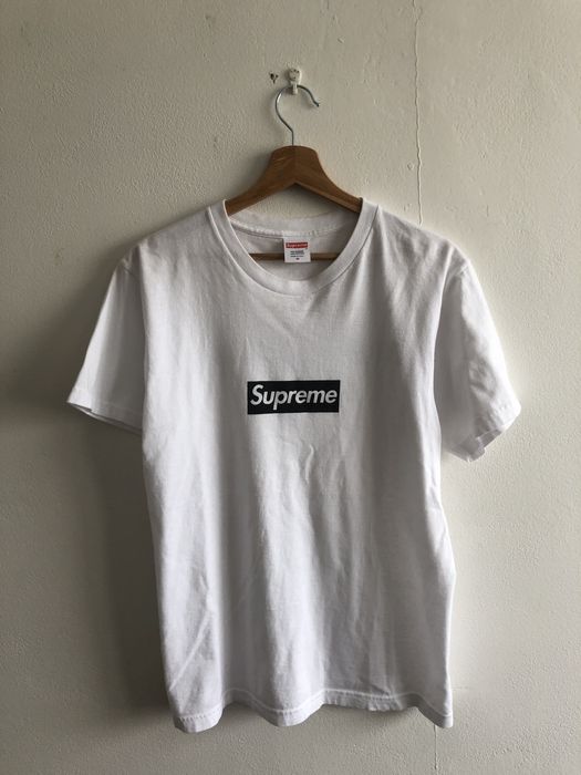 Supreme paris discount box logo tee