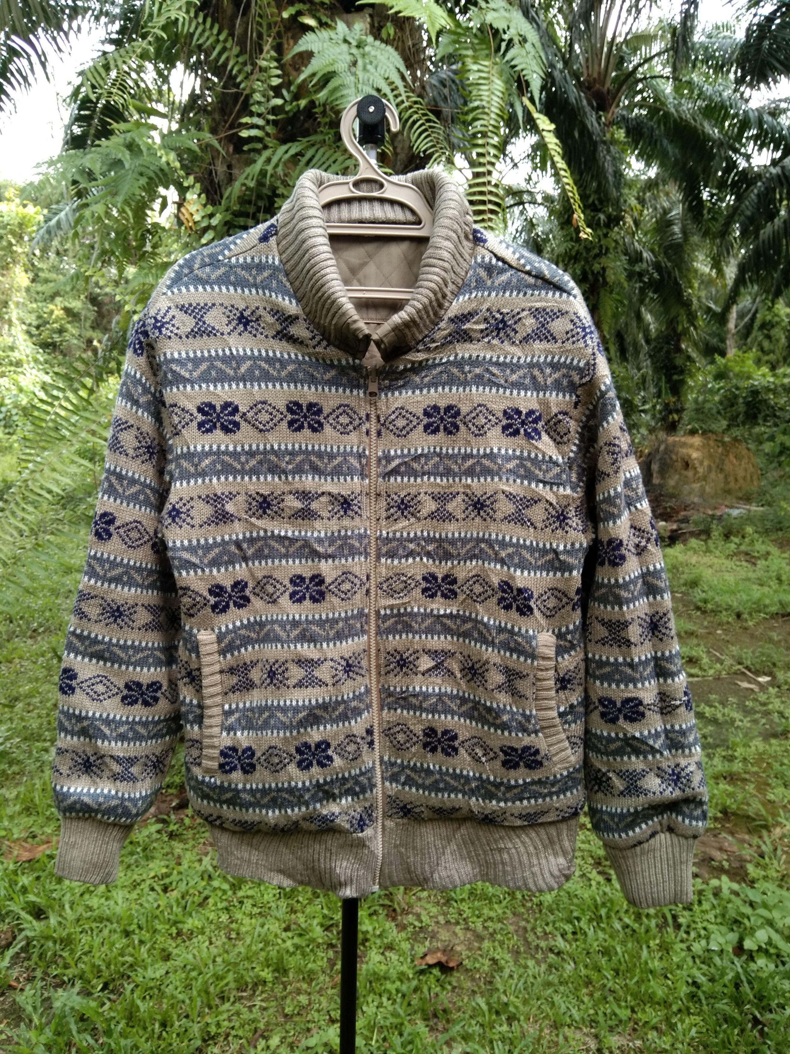 VINTAGE REVERSIBLE BOMBER JACKET
