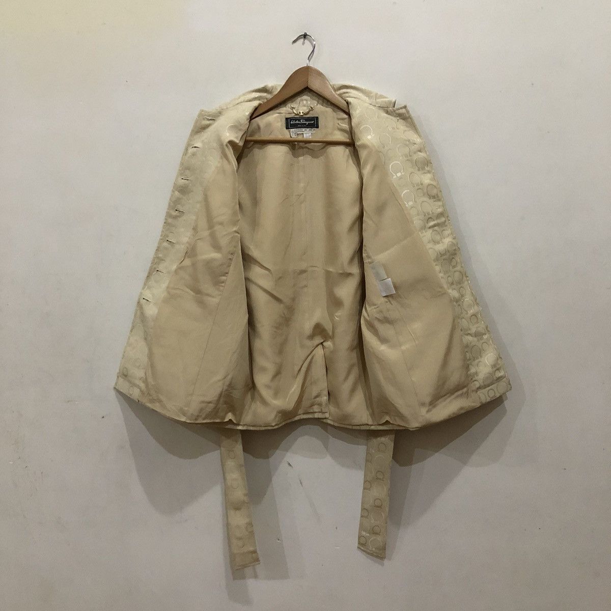 Salvatore Ferragamo LAST DROP BEFORE GONE‼️Salvatore Ferragamo Monogram Jacket Size US M / EU 48-50 / 2 - 16 Thumbnail