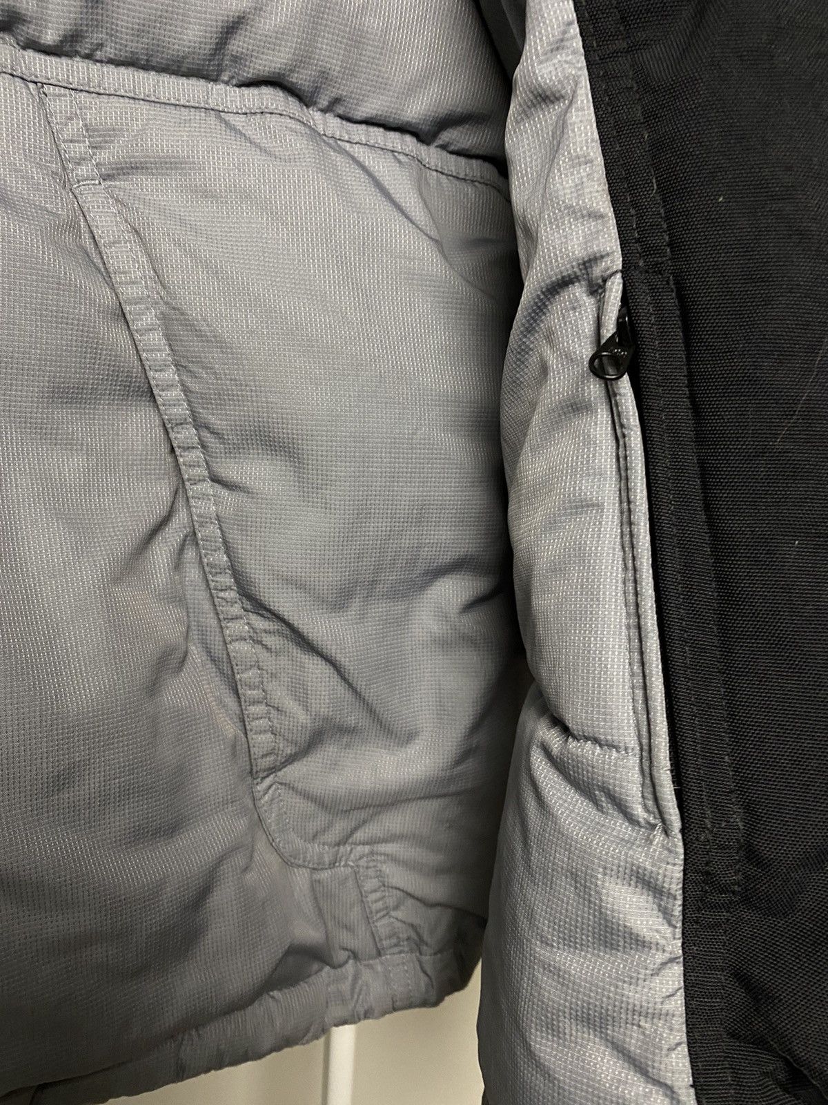 Nike × Vintage Nike vintage grey / black puffer jacket small hex logo 2000s Size US XL / EU 56 / 4 - 9 Thumbnail