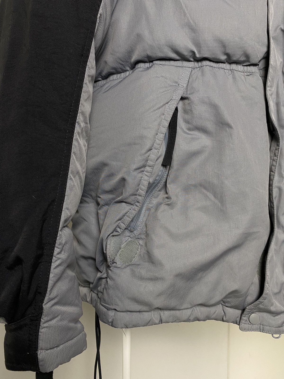 Nike × Vintage Nike vintage grey / black puffer jacket small hex logo 2000s Size US XL / EU 56 / 4 - 3 Thumbnail