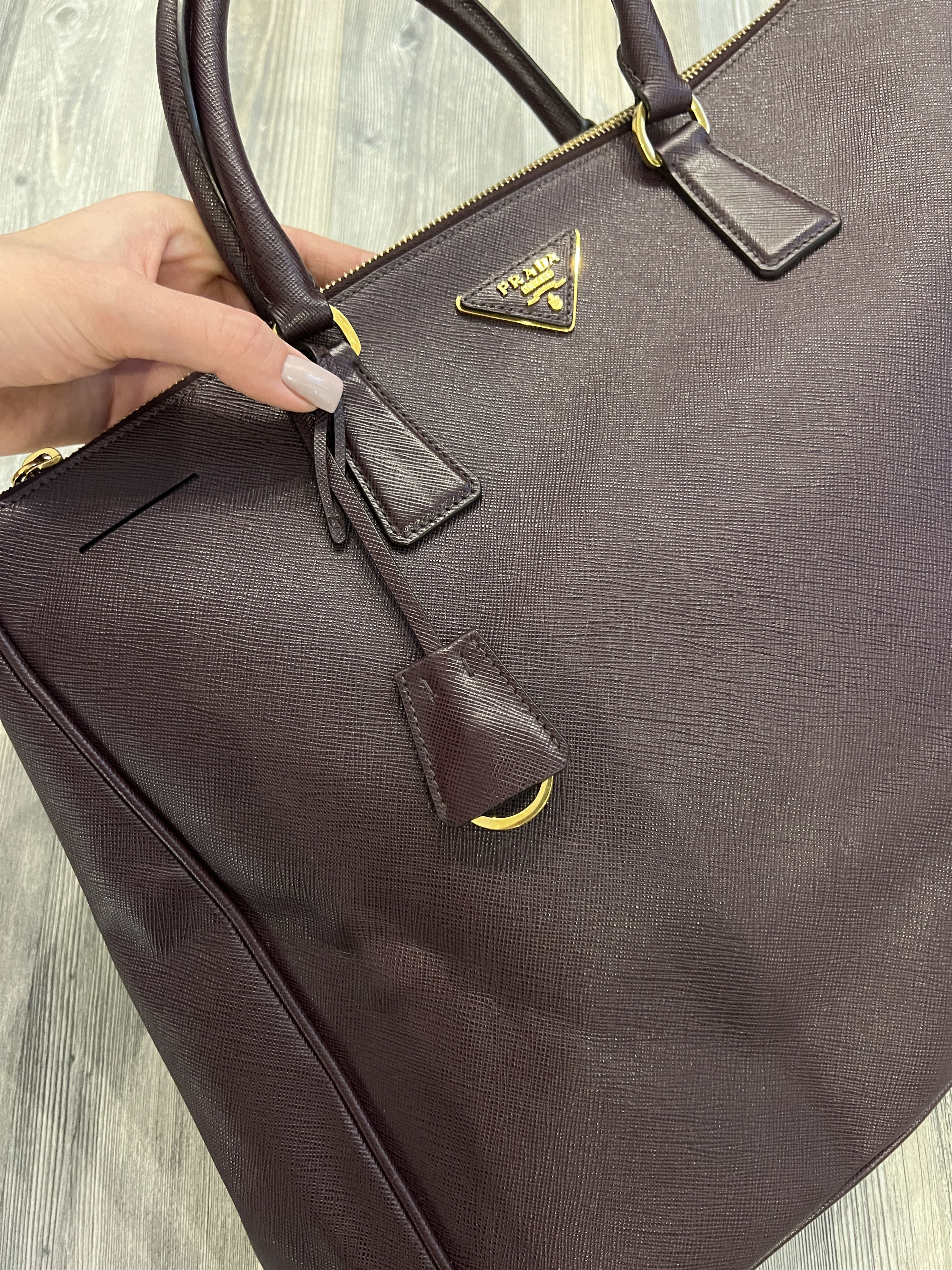 Prada Prada Milano Galleria Leather Handbag Size ONE SIZE - 4 Thumbnail