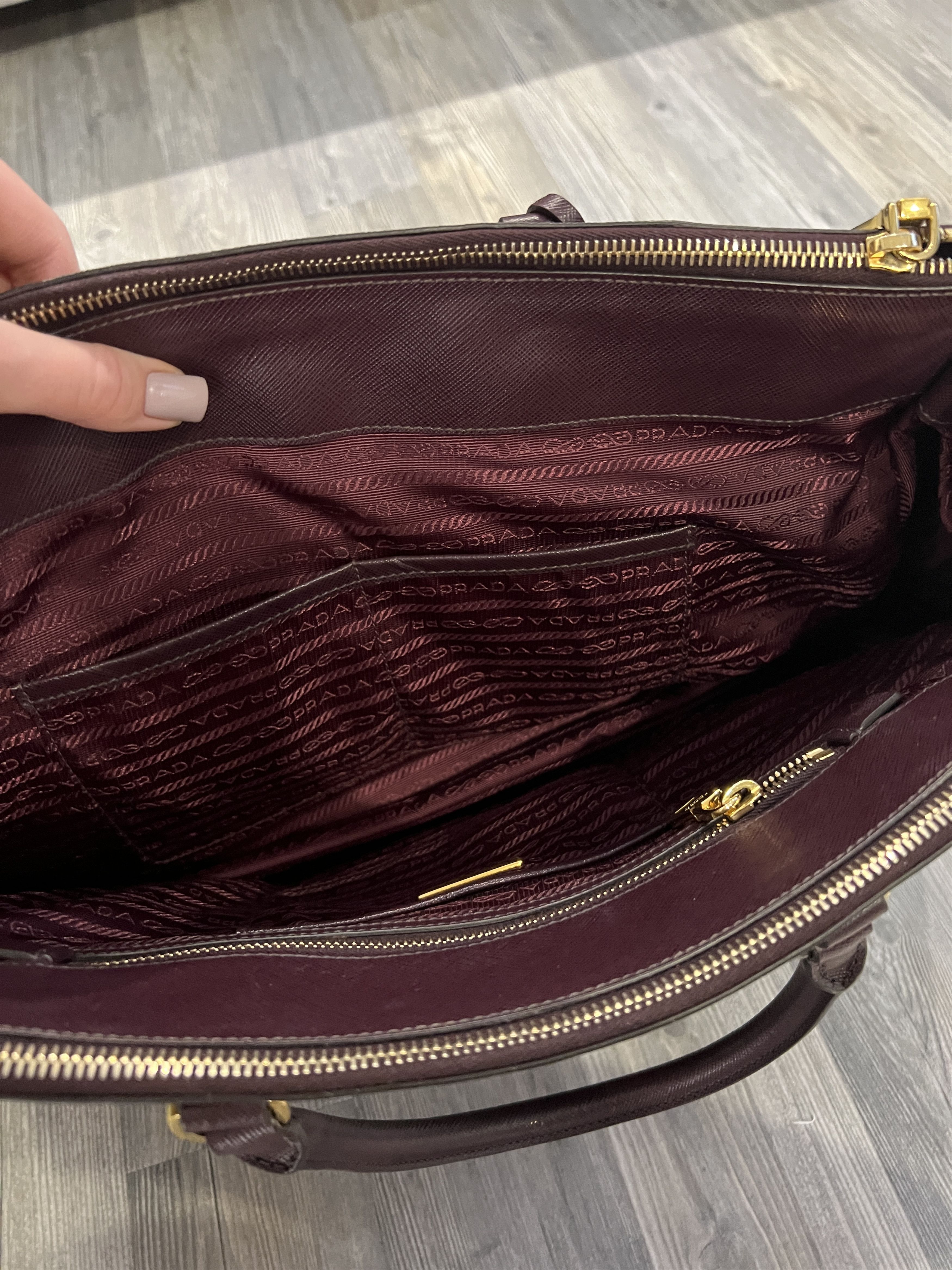 Prada Prada Milano Galleria Leather Handbag Size ONE SIZE - 10 Thumbnail