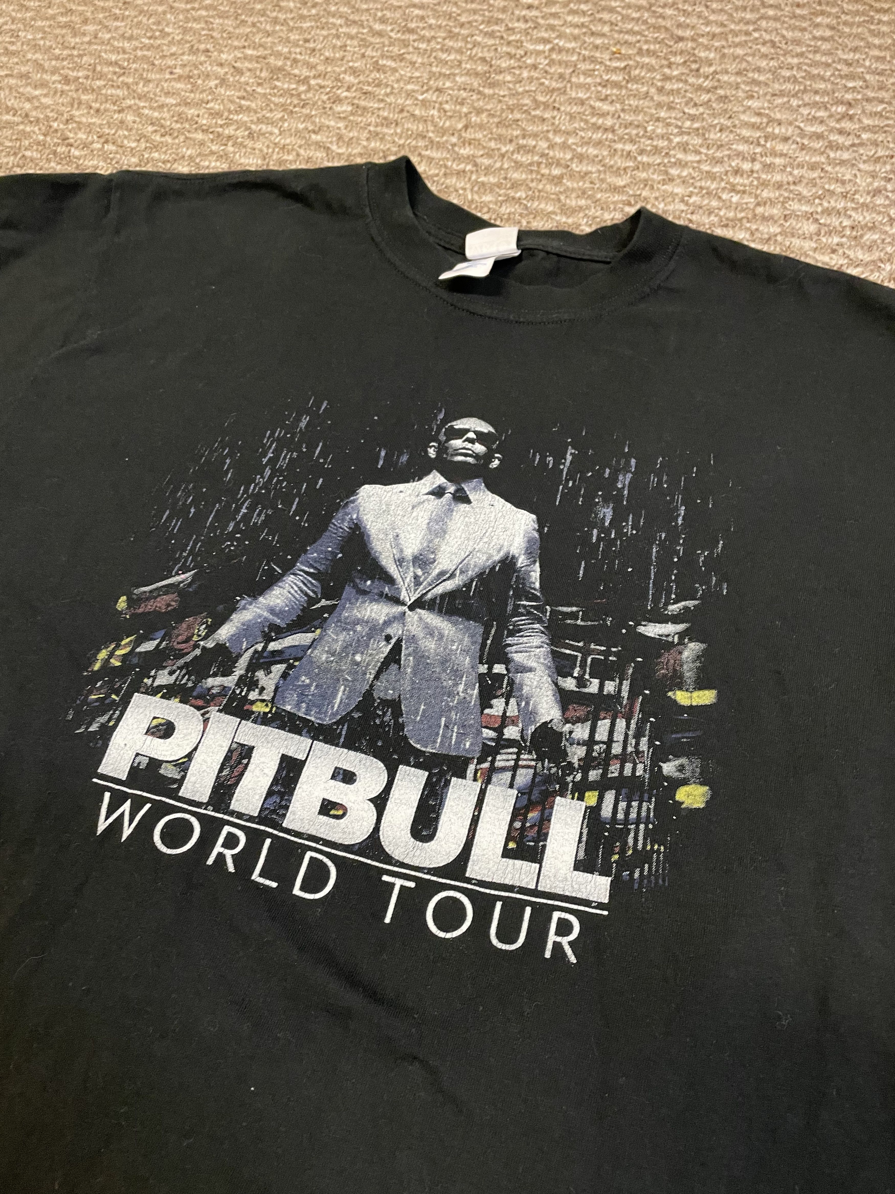 Band Tees Pitbull World Tour 2012 Size US M / EU 48-50 / 2 - 3 Thumbnail