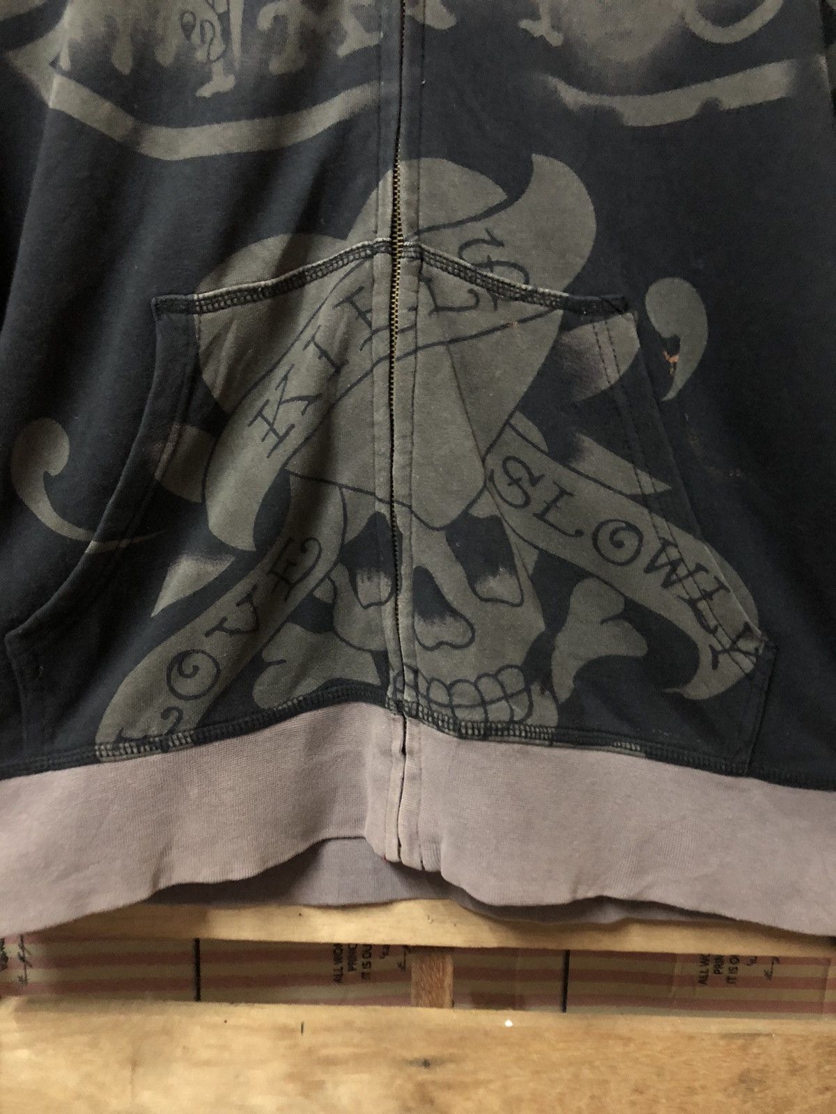 Christian Audigier Ed Hardy by Christian Audigier Sweetshirt Hoodie Nice Design Size US L / EU 52-54 / 3 - 5 Thumbnail