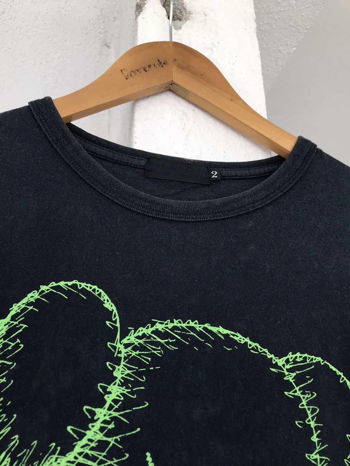 Kaws × Original Fake Originalfake Kaws Tee Size US S / EU 44-46 / 1 - 7 Thumbnail