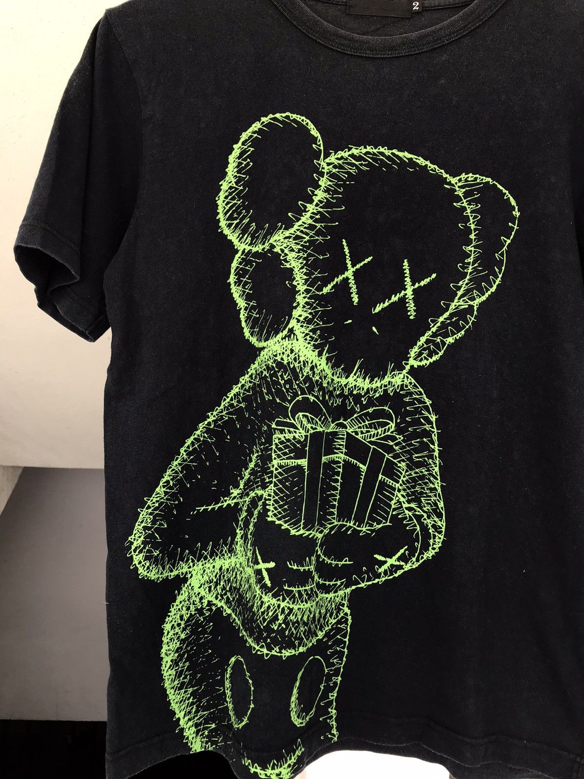 Kaws × Original Fake Originalfake Kaws Tee Size US S / EU 44-46 / 1 - 6 Thumbnail