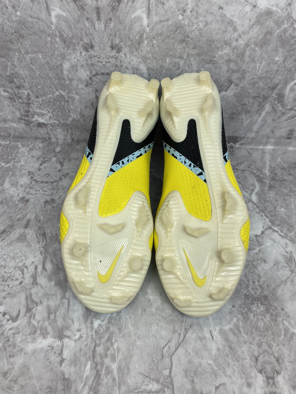 Nike Nike Phantom GT2 Pro FG Glacier Ice Strike mercurial Size US 7 / EU 40 - 9 Thumbnail