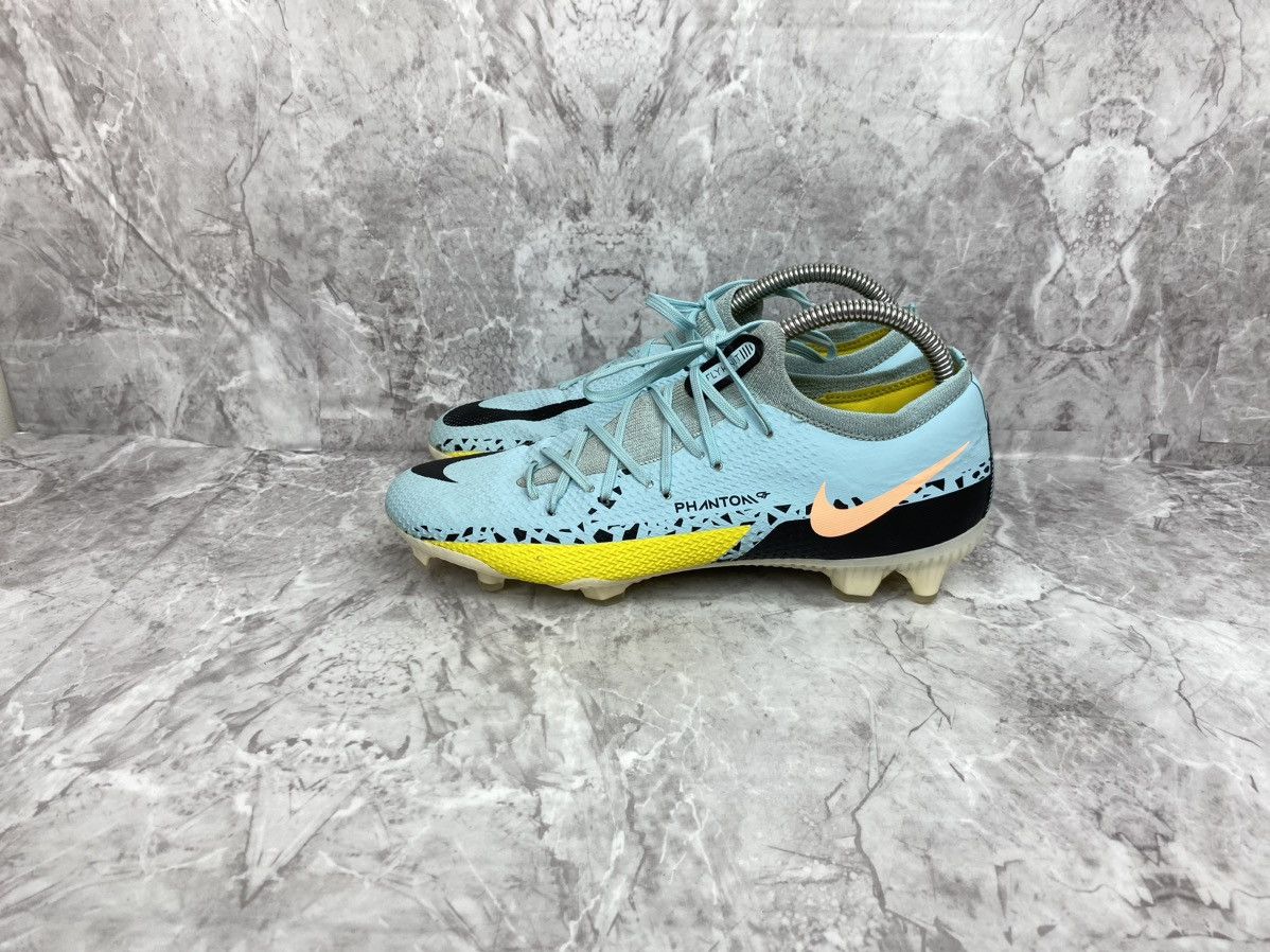 Nike Nike Phantom GT2 Pro FG Glacier Ice Strike mercurial Size US 7 / EU 40 - 5 Thumbnail