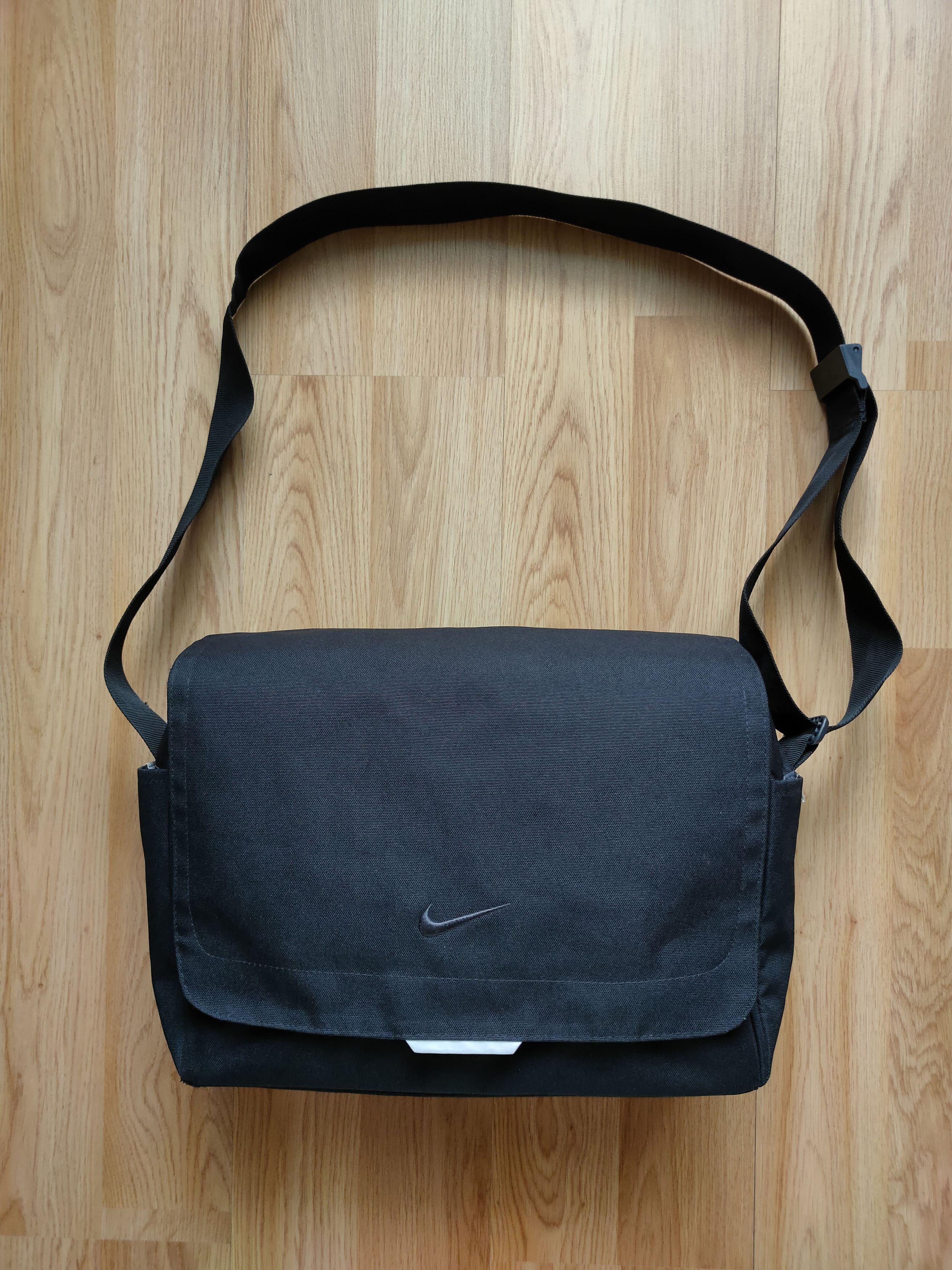 Nike Vintage Y2K Nike Messenger Bag Organizer Shoulder Bag Size ONE SIZE - 4 Thumbnail