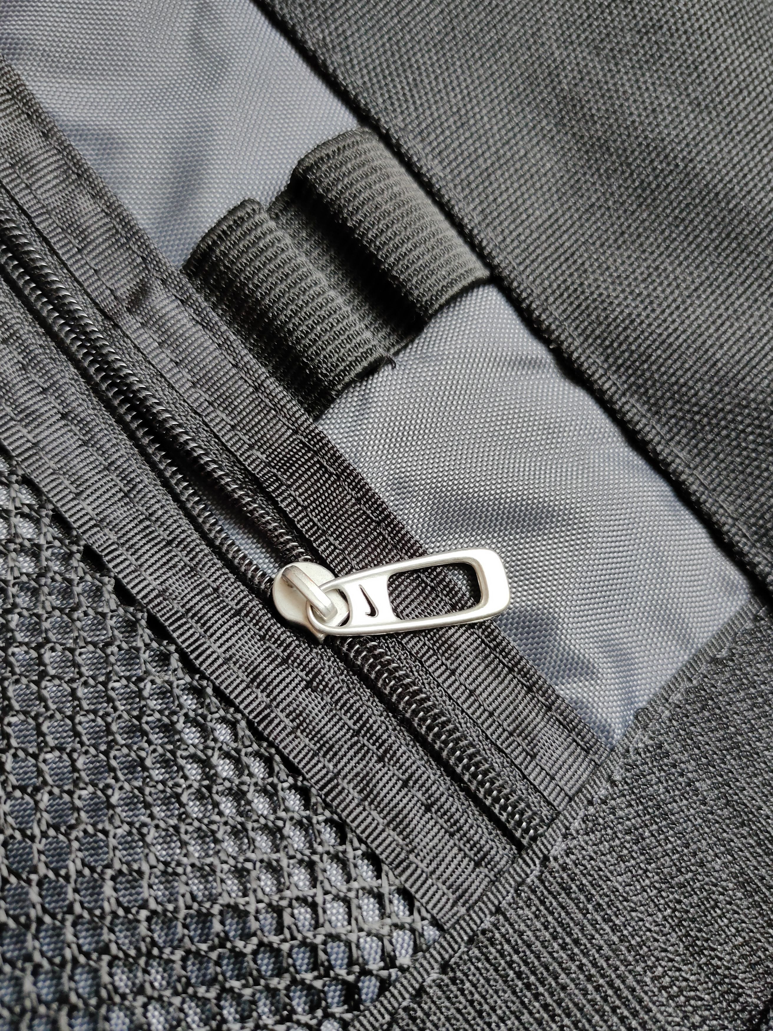 Nike Vintage Y2K Nike Messenger Bag Organizer Shoulder Bag Size ONE SIZE - 13 Thumbnail