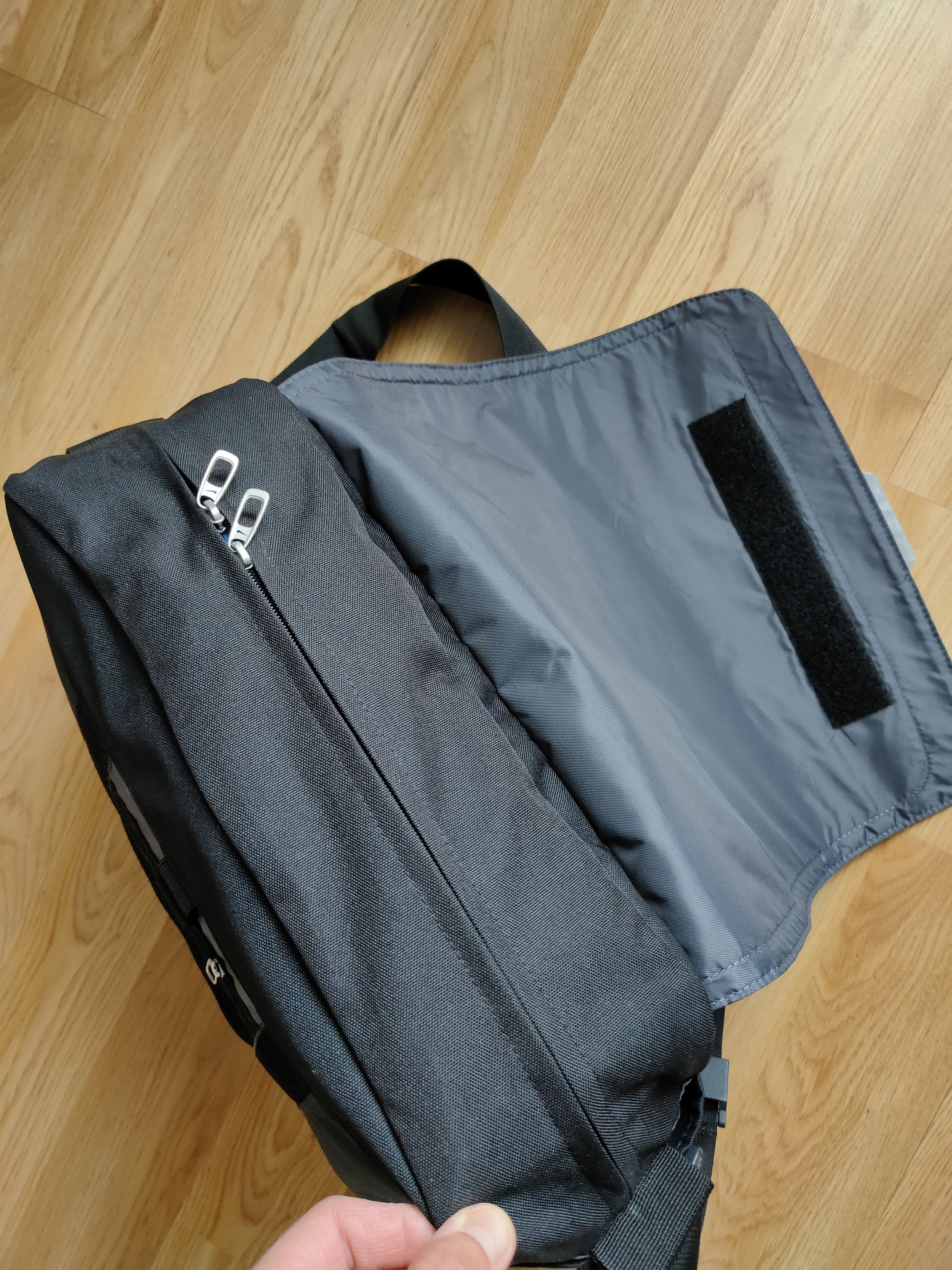 Nike Vintage Y2K Nike Messenger Bag Organizer Shoulder Bag Size ONE SIZE - 8 Thumbnail