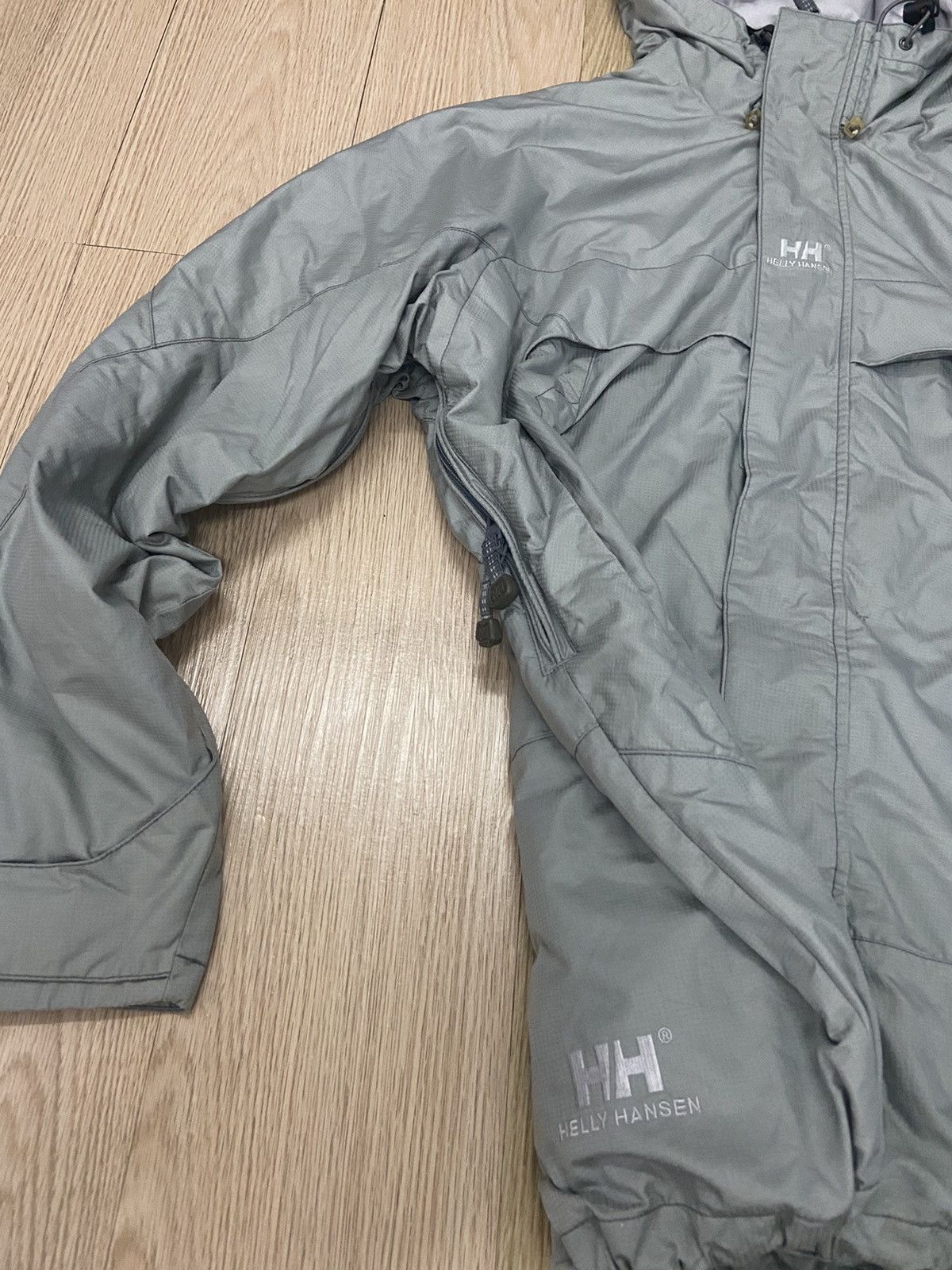 Helly Hansen Helly Hansen waterproof outdoor jacket Size US L / EU 52-54 / 3 - 8 Thumbnail