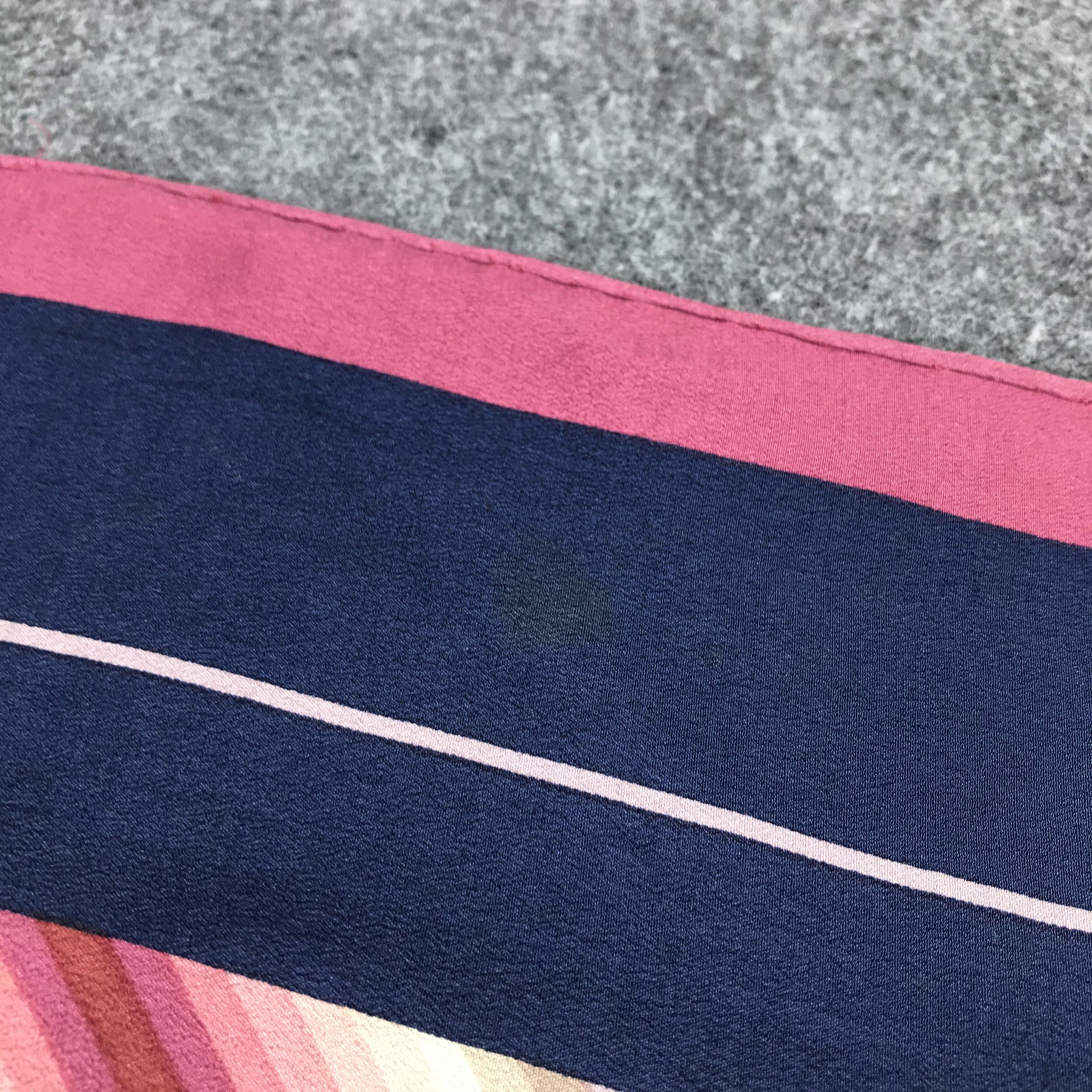 Yves Saint Laurent Vintage Yves Saint Laurent Silk Scarf M14 Size ONE SIZE - 6 Thumbnail