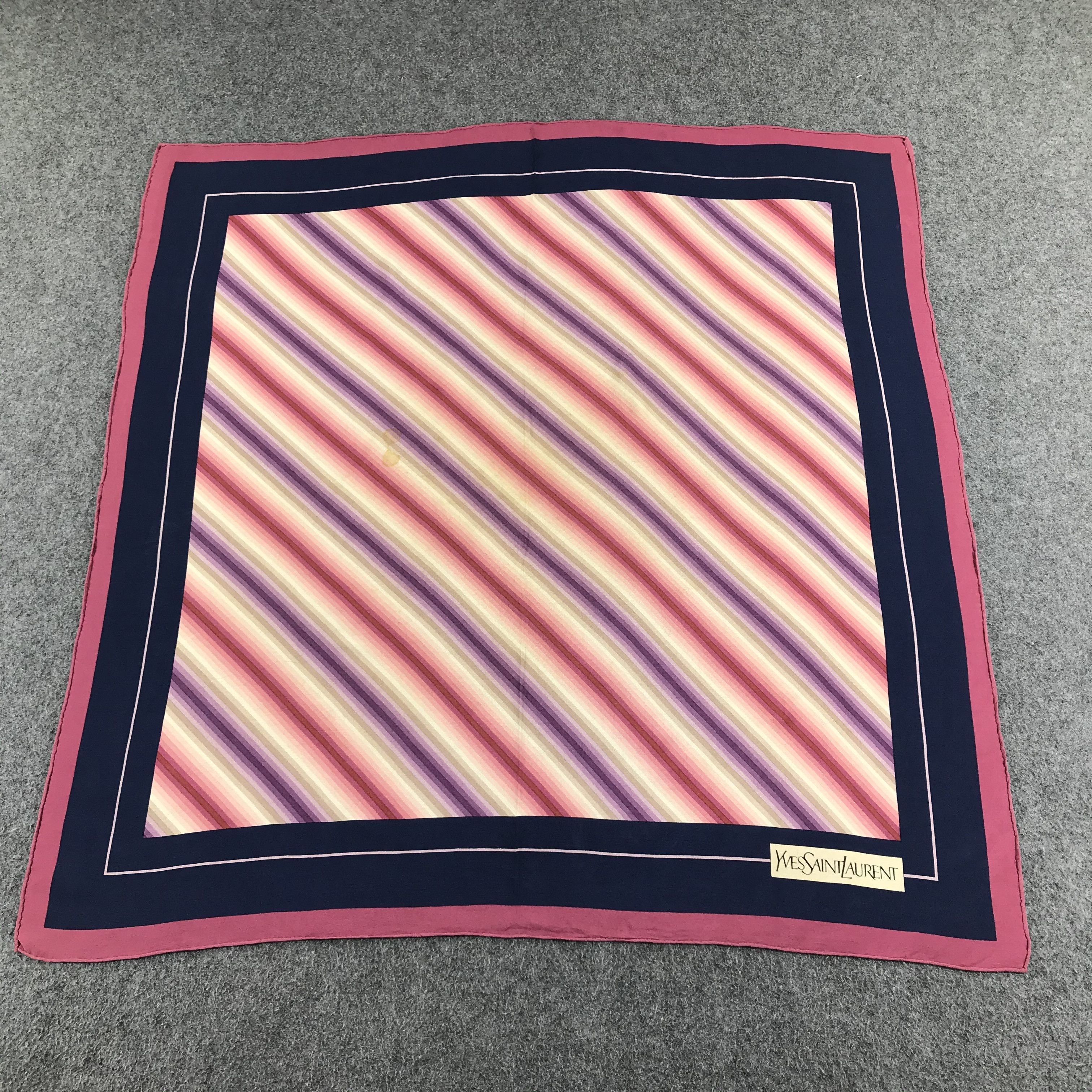Yves Saint Laurent Vintage Yves Saint Laurent Silk Scarf M14 Size ONE SIZE - 2 Thumbnail