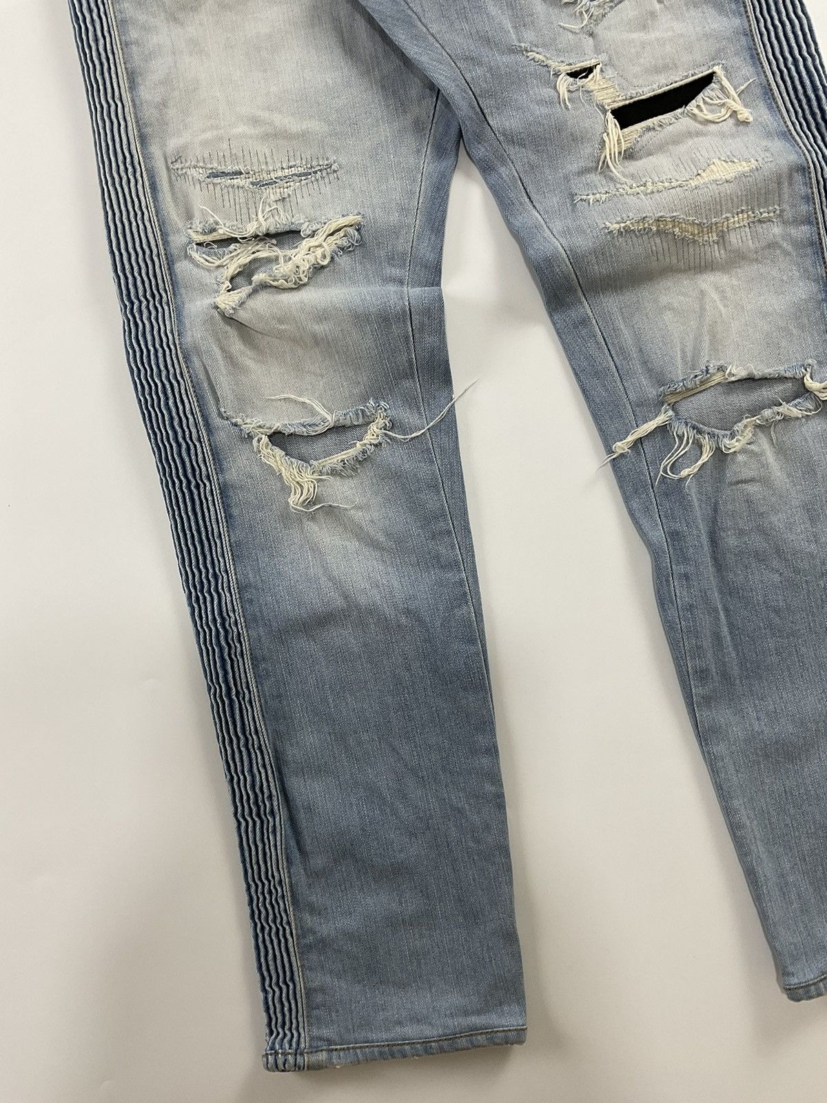 Balmain Balmain Distressed Denim Size US 35 - 4 Thumbnail