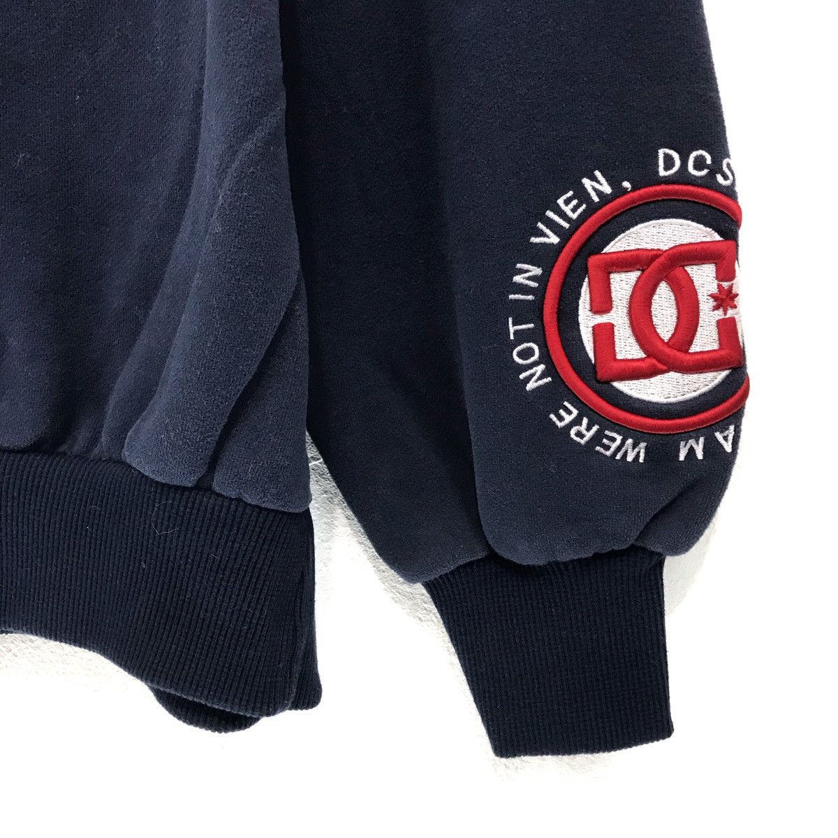 DC × Japanese Brand Vintage DCSHOECOUSA Sweatshirt Crewneck Biglogo Embroidery Size US M / EU 48-50 / 2 - 5 Thumbnail