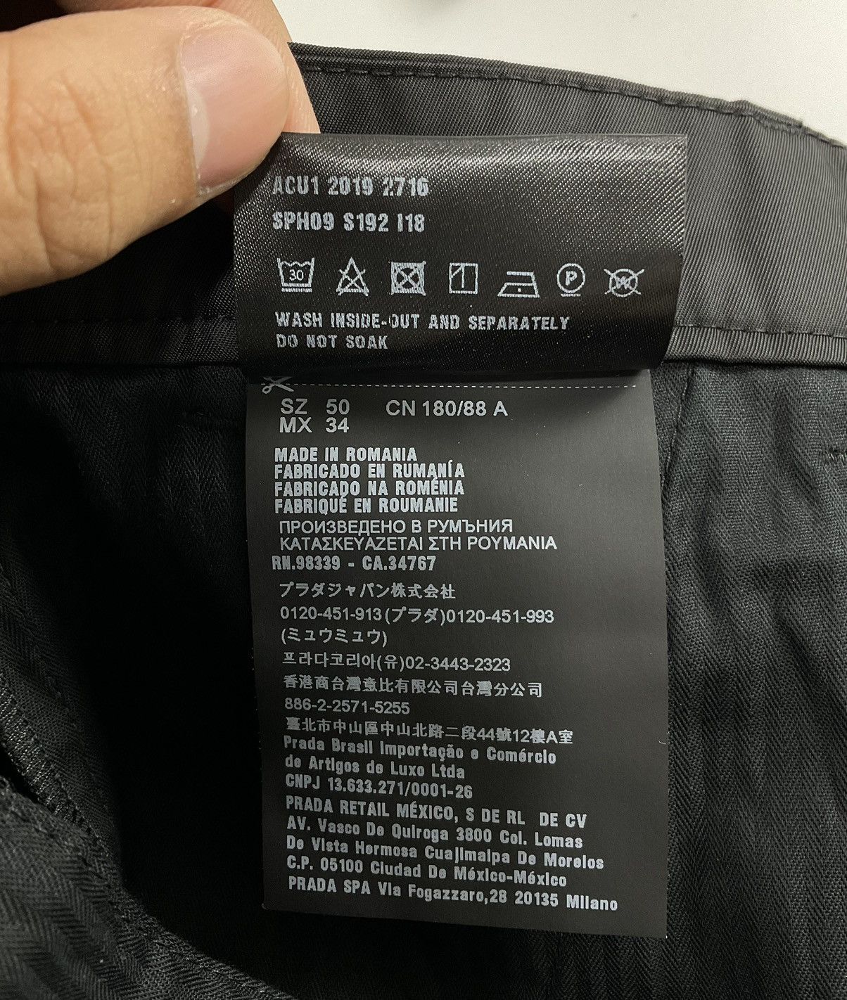 Prada Prada F/W'19 Zip Nylon Pants Size US 36 / EU 52 - 14 Thumbnail