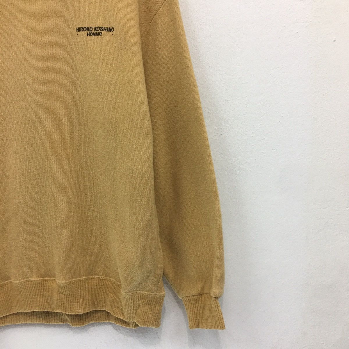 Hiroko Koshino Homme × Japanese Brand × Michiko Koshino London Hiroko Koshino Sweatshirt Crewneck BigLogo Embroidery Size US M / EU 48-50 / 2 - 4 Thumbnail