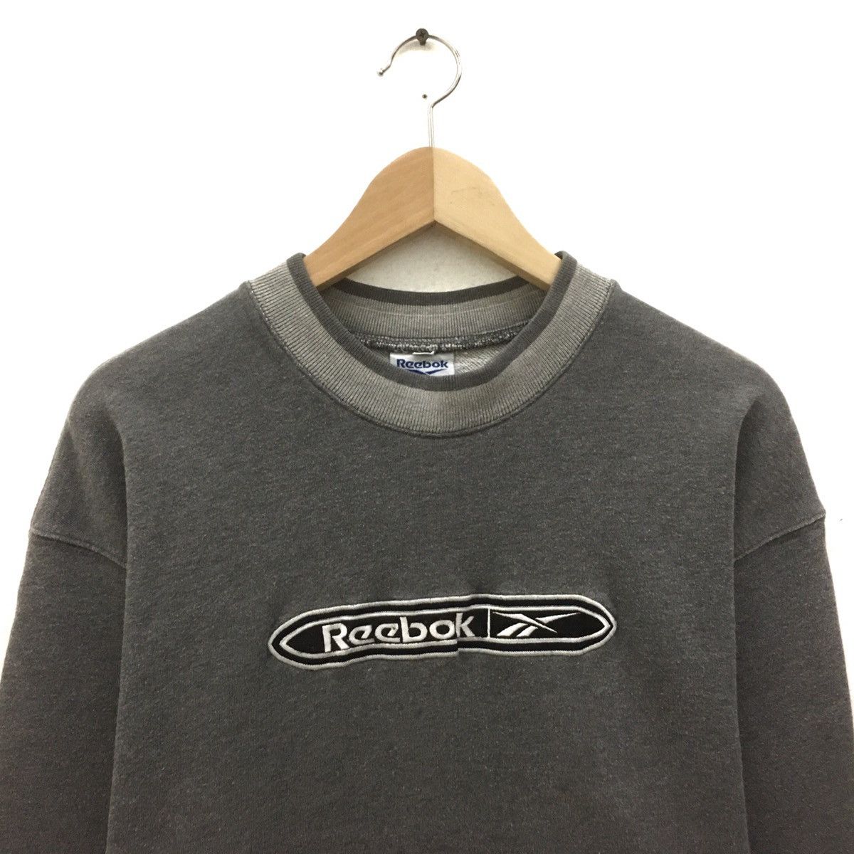 Reebok × Vintage Vintage Reebok Sweatshirt Reebok CrewNeck Reebok Biglogo Size US M / EU 48-50 / 2 - 2 Thumbnail