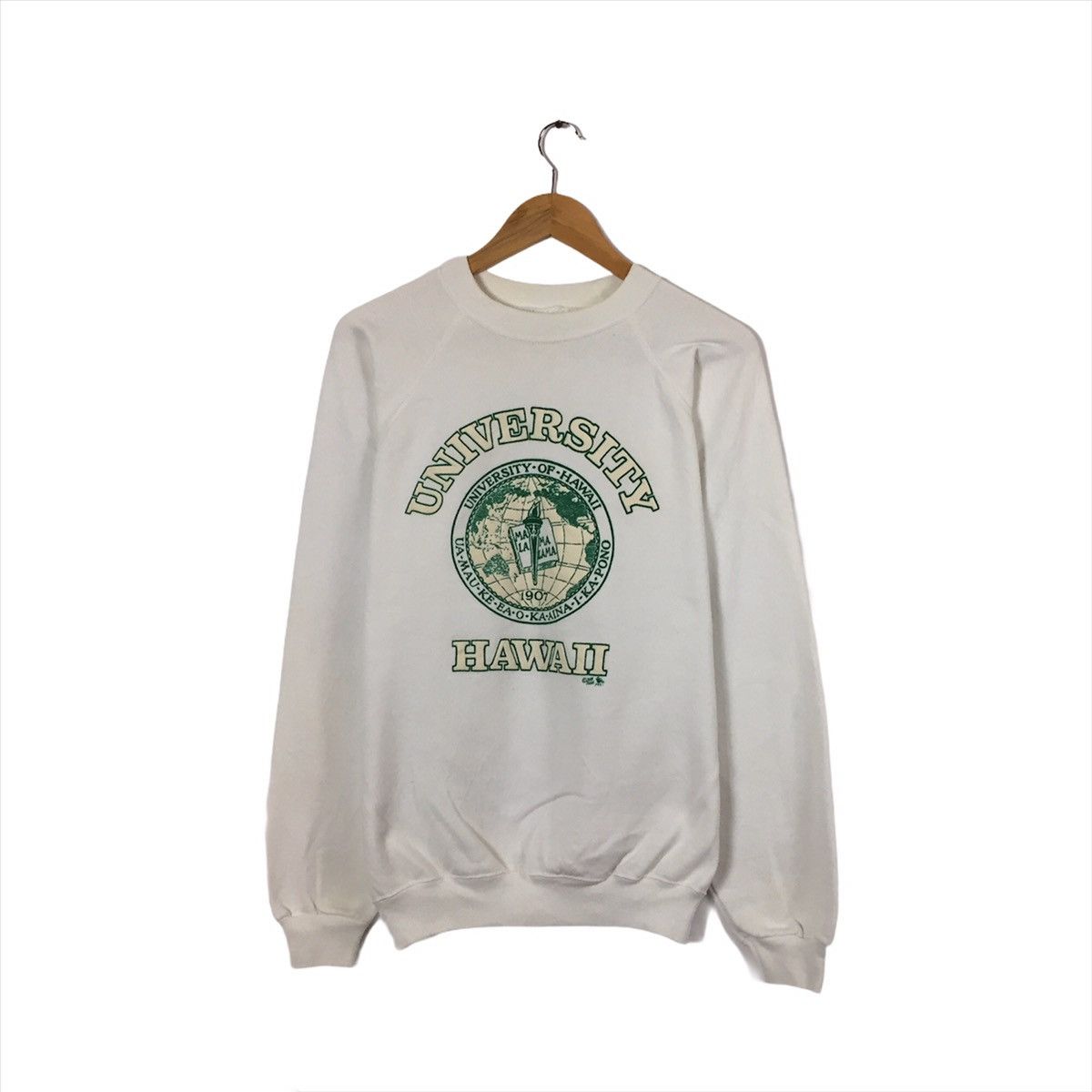 image of American College x Collegiate Vintage University Hawaii Sweatshirt The University Hawaii in White (