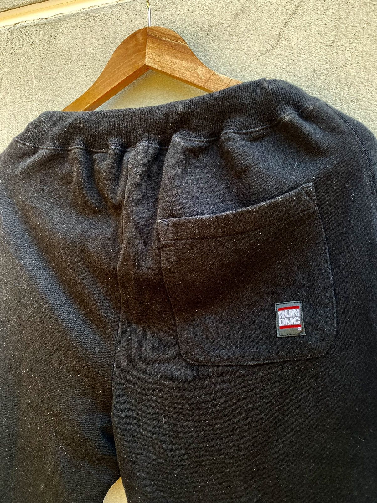 Hypebeast Vintage RUN DMC Sweatpants Size US 30 / EU 46 - 8 Thumbnail
