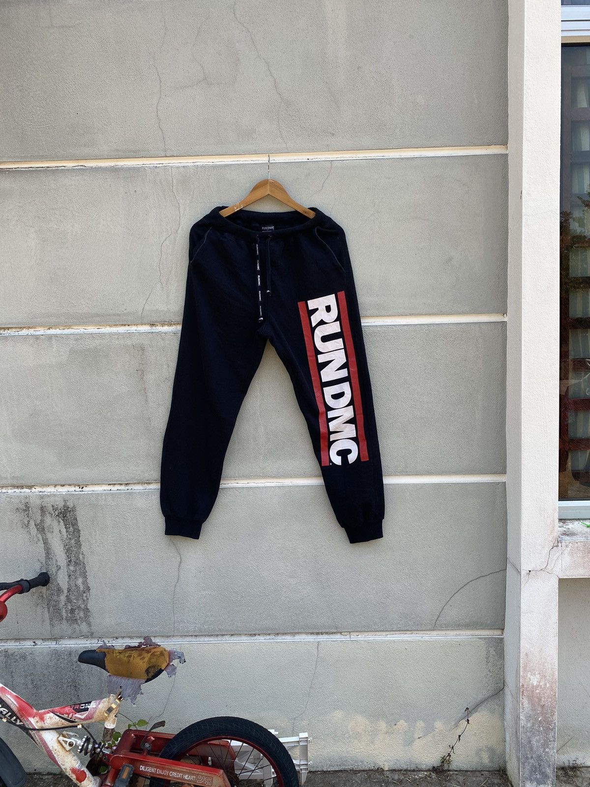 Hypebeast Vintage RUN DMC Sweatpants Size US 30 / EU 46 - 3 Thumbnail