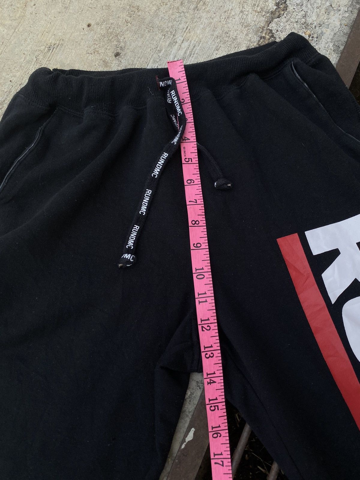Hypebeast Vintage RUN DMC Sweatpants Size US 30 / EU 46 - 13 Thumbnail