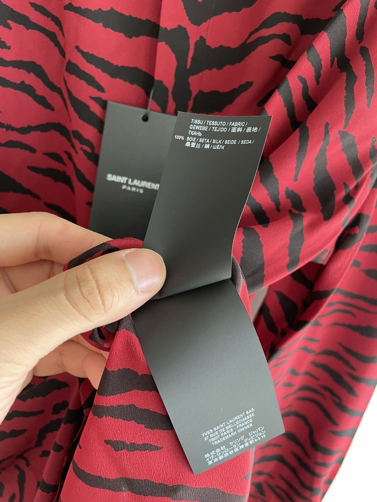 Hedi Slimane × Saint Laurent Paris × Yves Saint Laurent $1,450 New Super Runway 100% Silk Tiger Zebra Print Shirt Size US L / EU 52-54 / 3 - 11 Thumbnail