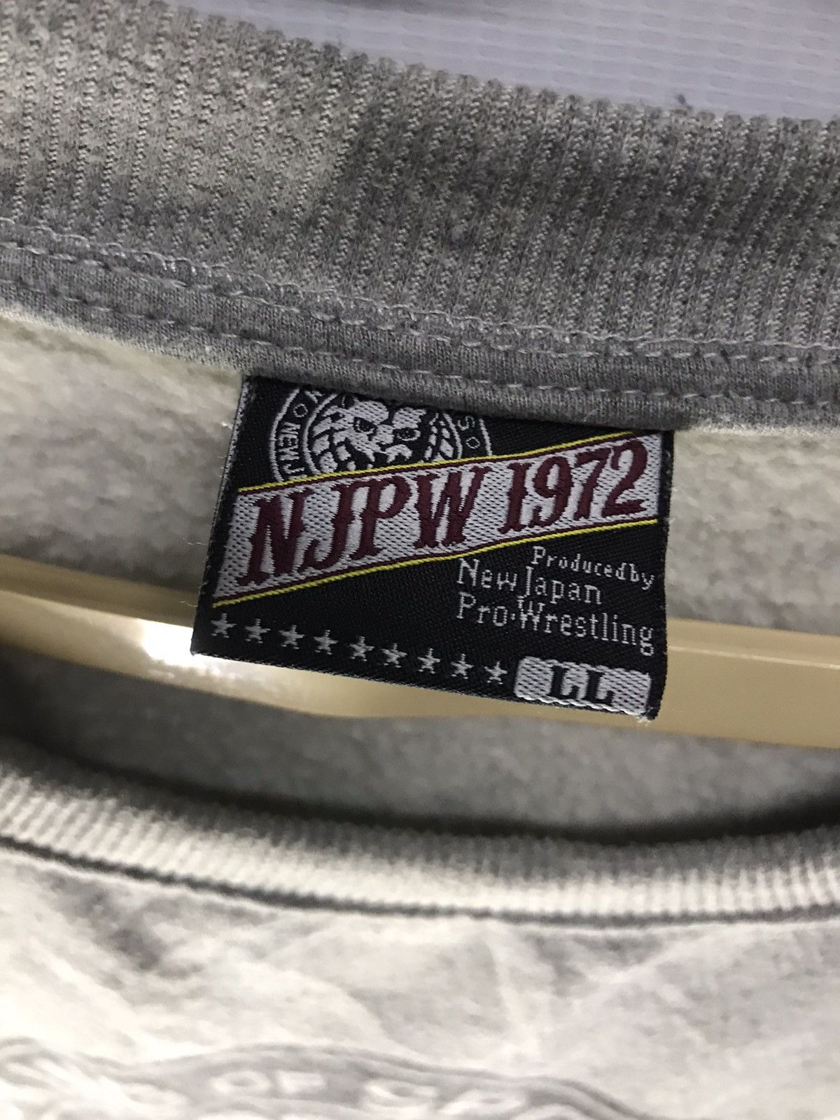 Japanese Brand NJPW big logo sweatshirt Size US L / EU 52-54 / 3 - 3 Thumbnail