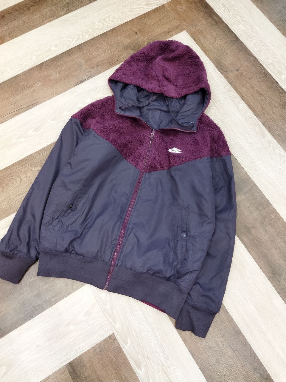 Nike Nike Boa Fleece Sherpa Reversible Jacket - Size L Size US L / EU 52-54 / 3 - 5 Thumbnail