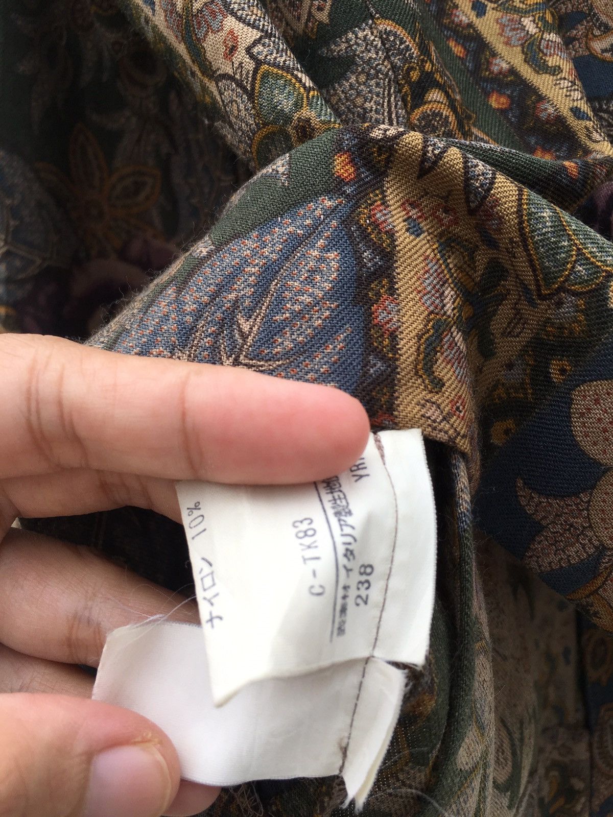 Burberry Burberry Vintage 90s Outerwear Classic Flowery Design Size US S / EU 44-46 / 1 - 10 Thumbnail