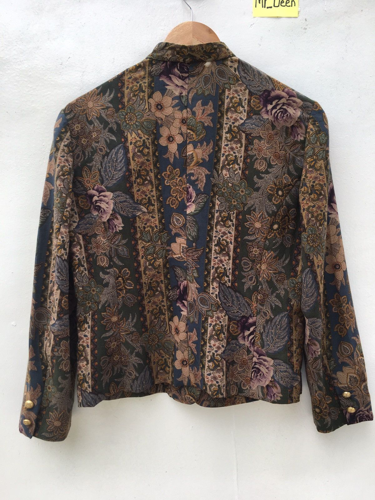 Burberry Burberry Vintage 90s Outerwear Classic Flowery Design Size US S / EU 44-46 / 1 - 7 Thumbnail