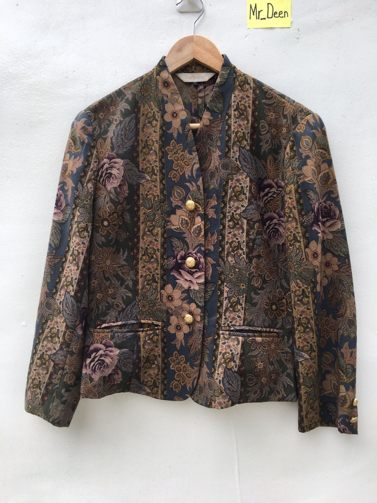 Burberry Vintage 90s Outerwear Classic Flowery Design