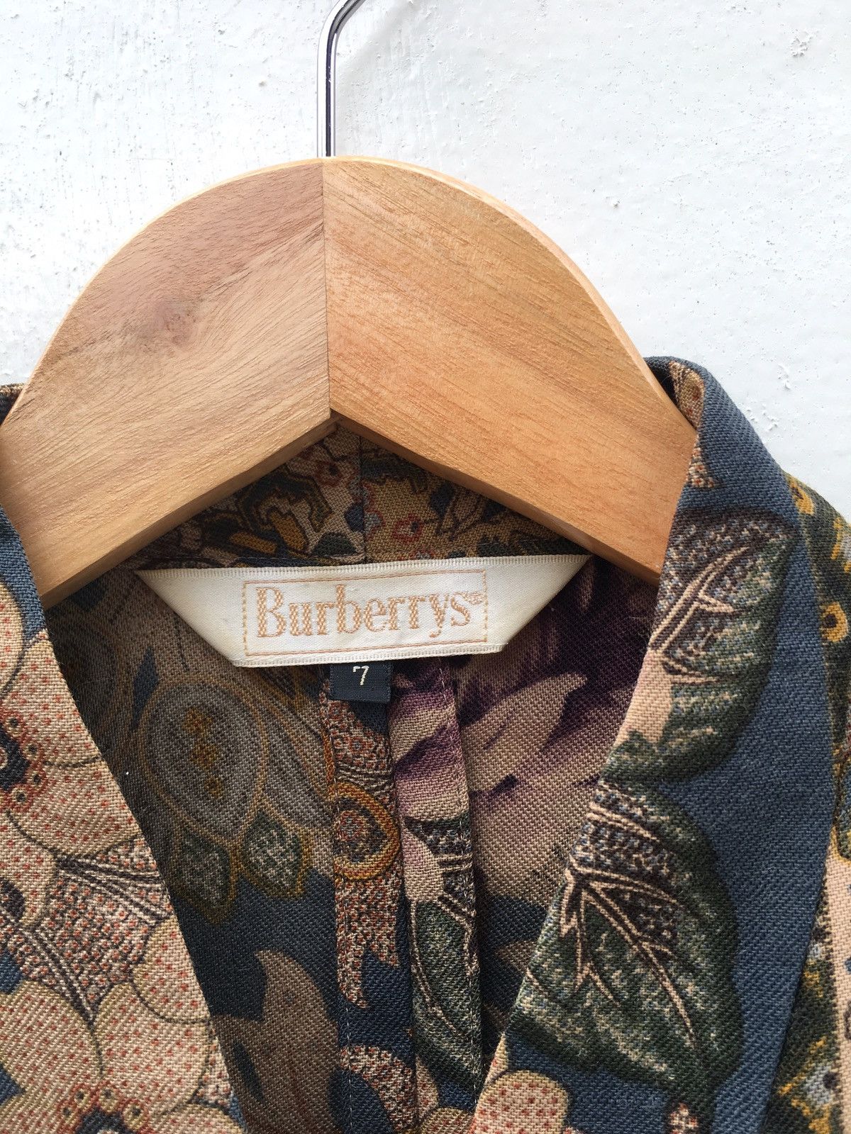 Burberry Burberry Vintage 90s Outerwear Classic Flowery Design Size US S / EU 44-46 / 1 - 4 Thumbnail